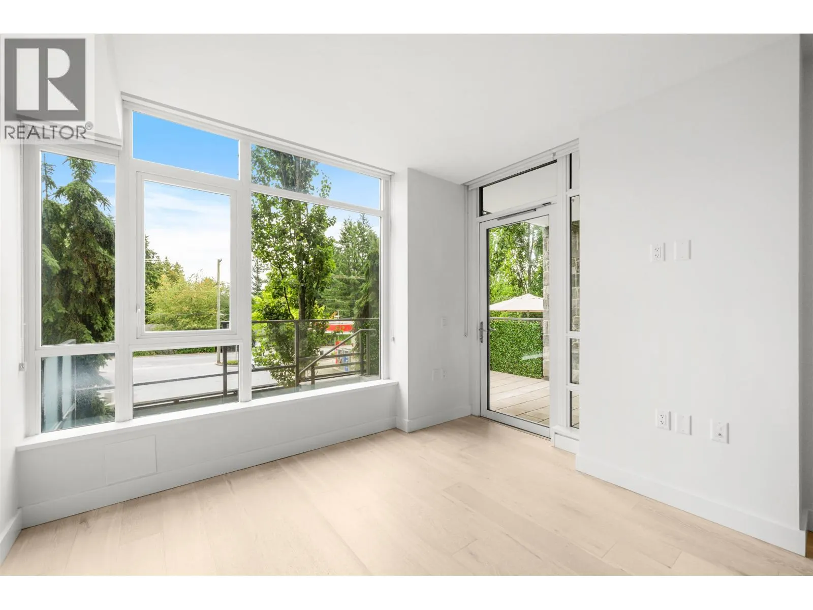 107 2738 LIBRARY LANE