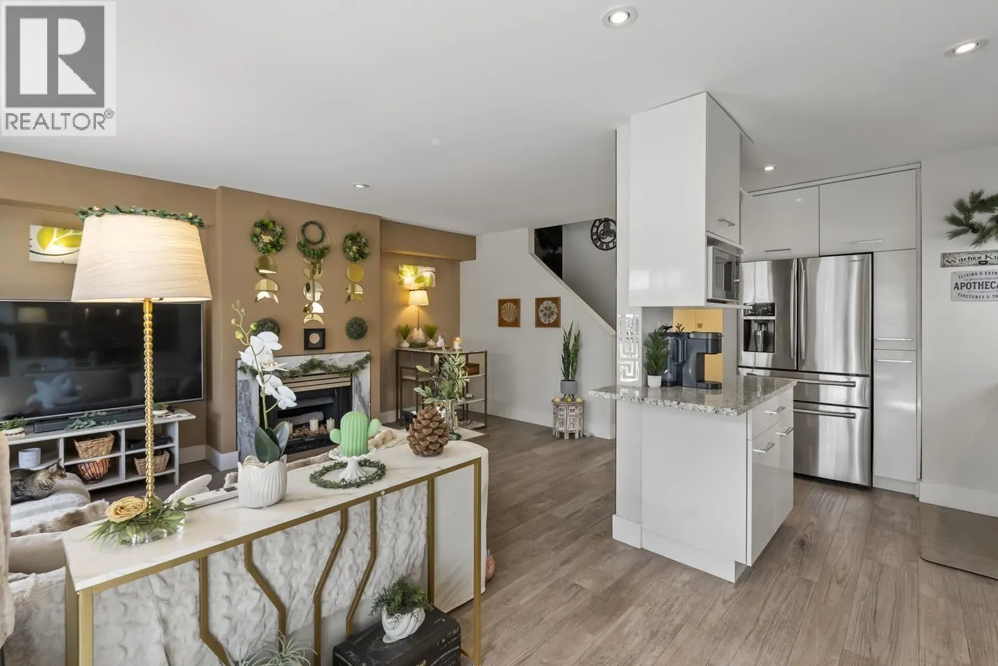 103 2211 NO 4 ROAD
