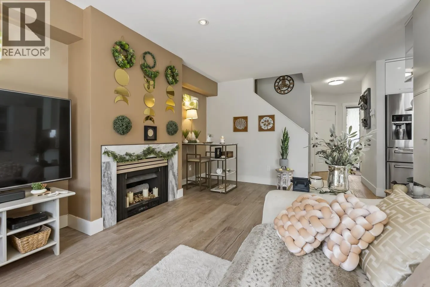 103 2211 NO 4 ROAD