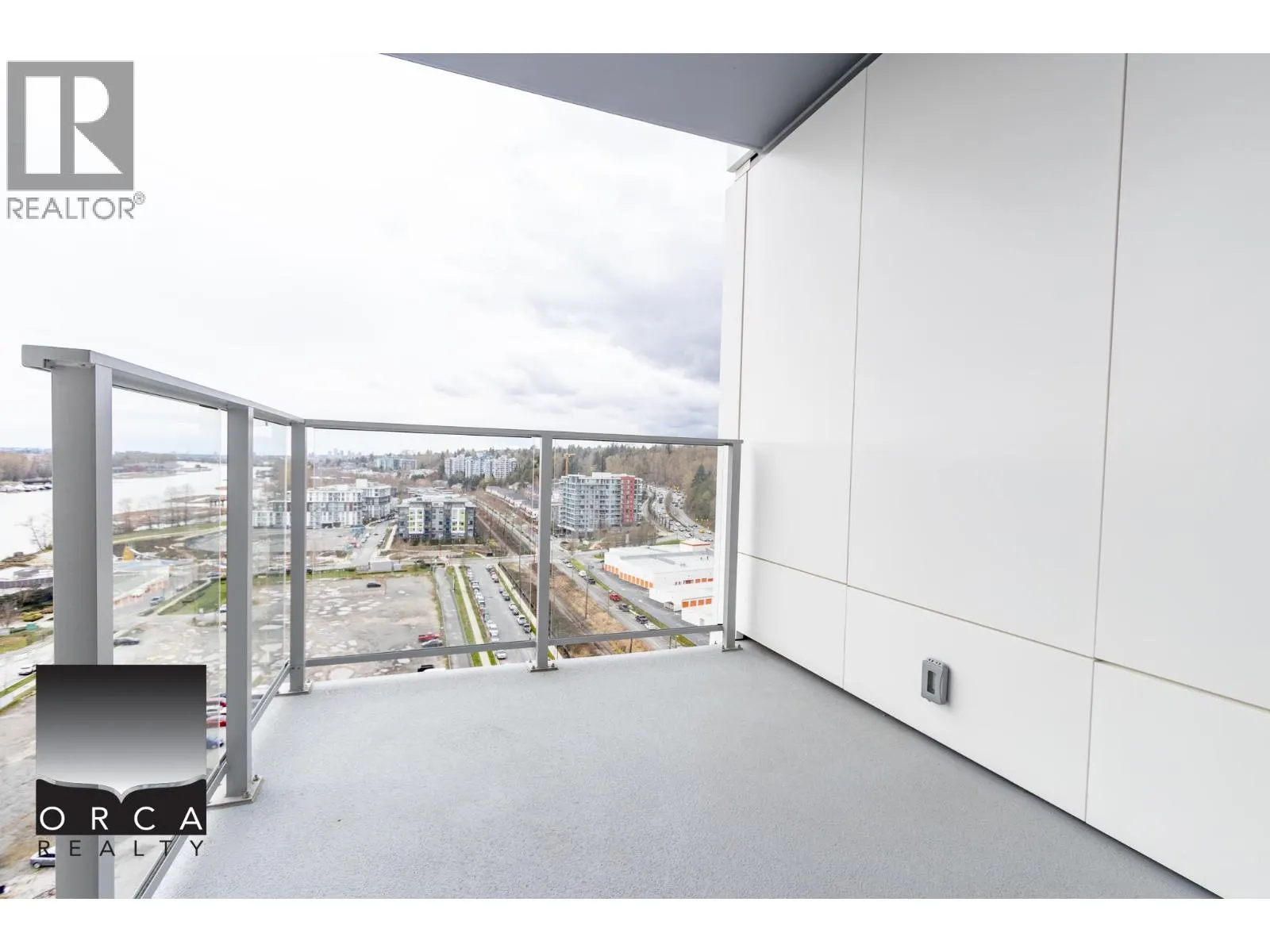 1503 3430 KENT AVE SOUTH E.