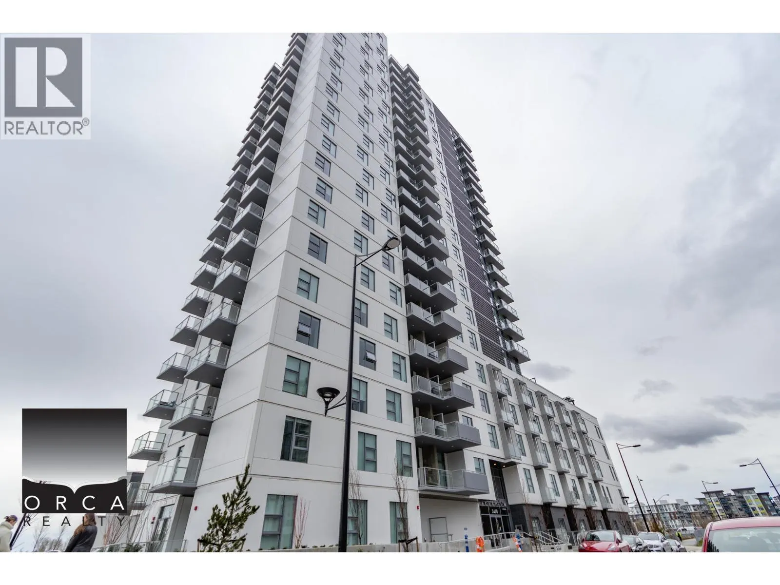 1503 3430 KENT AVE SOUTH E.