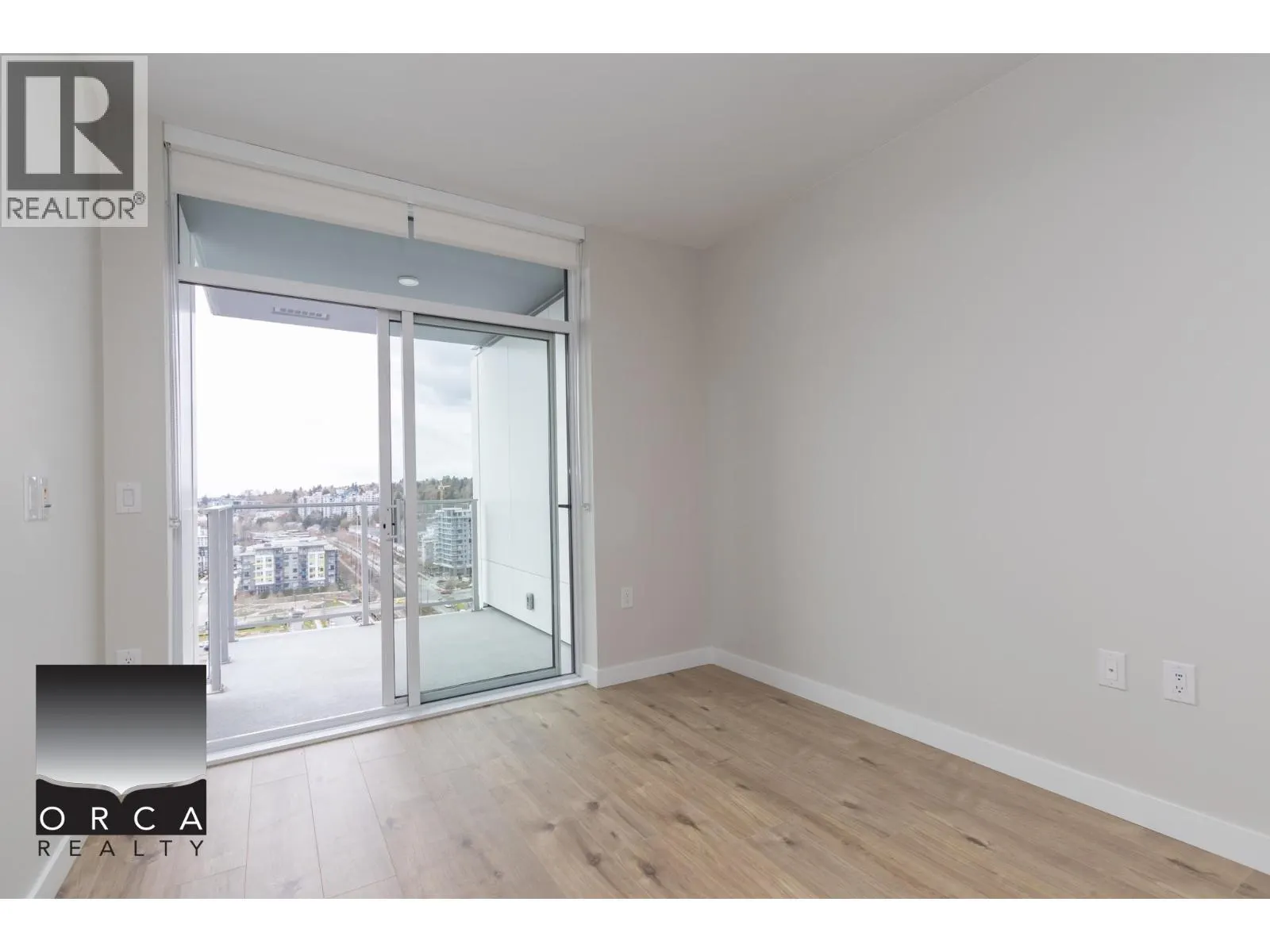 1503 3430 KENT AVE SOUTH E.