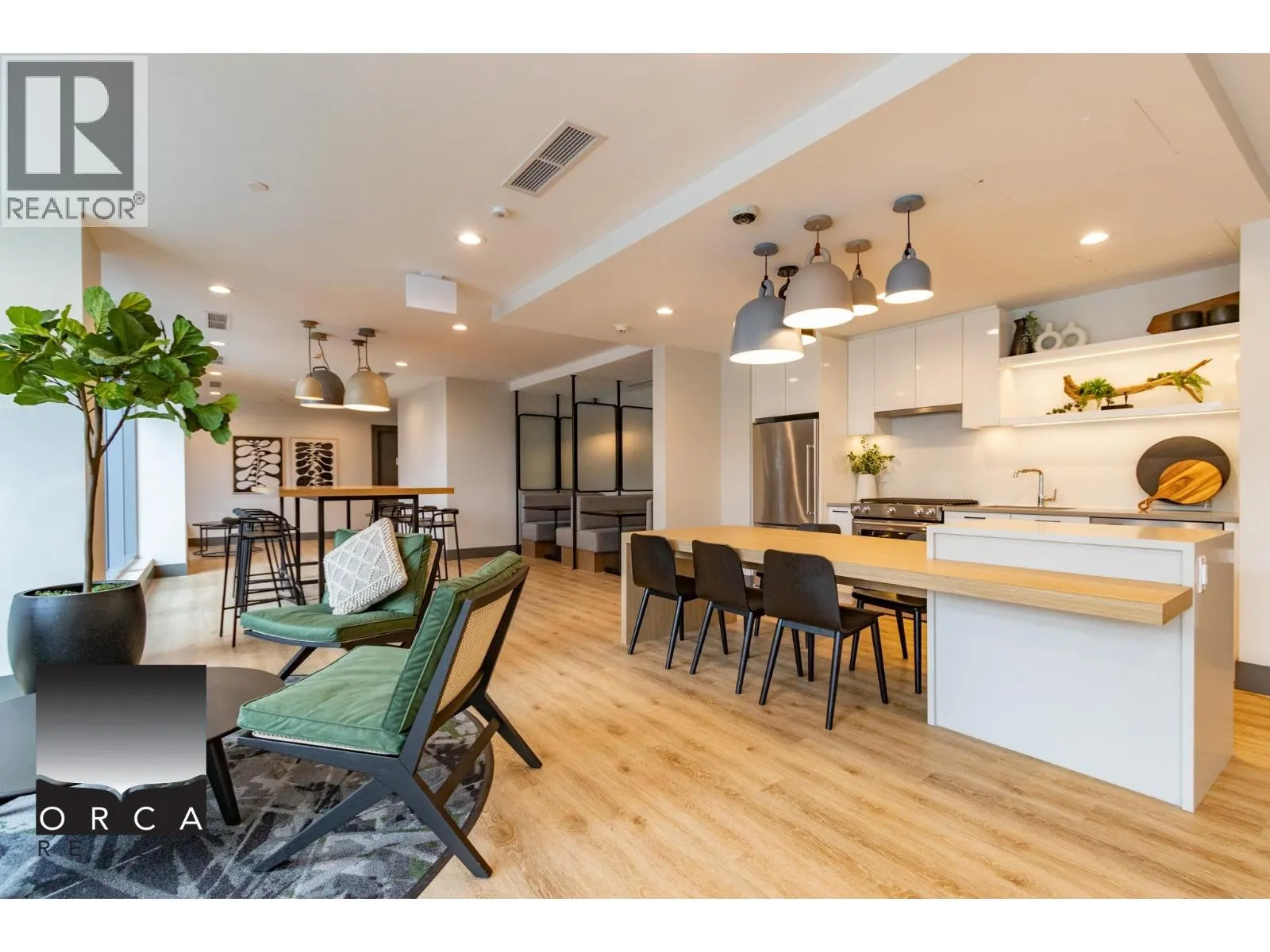 1503 3430 KENT AVE SOUTH E.