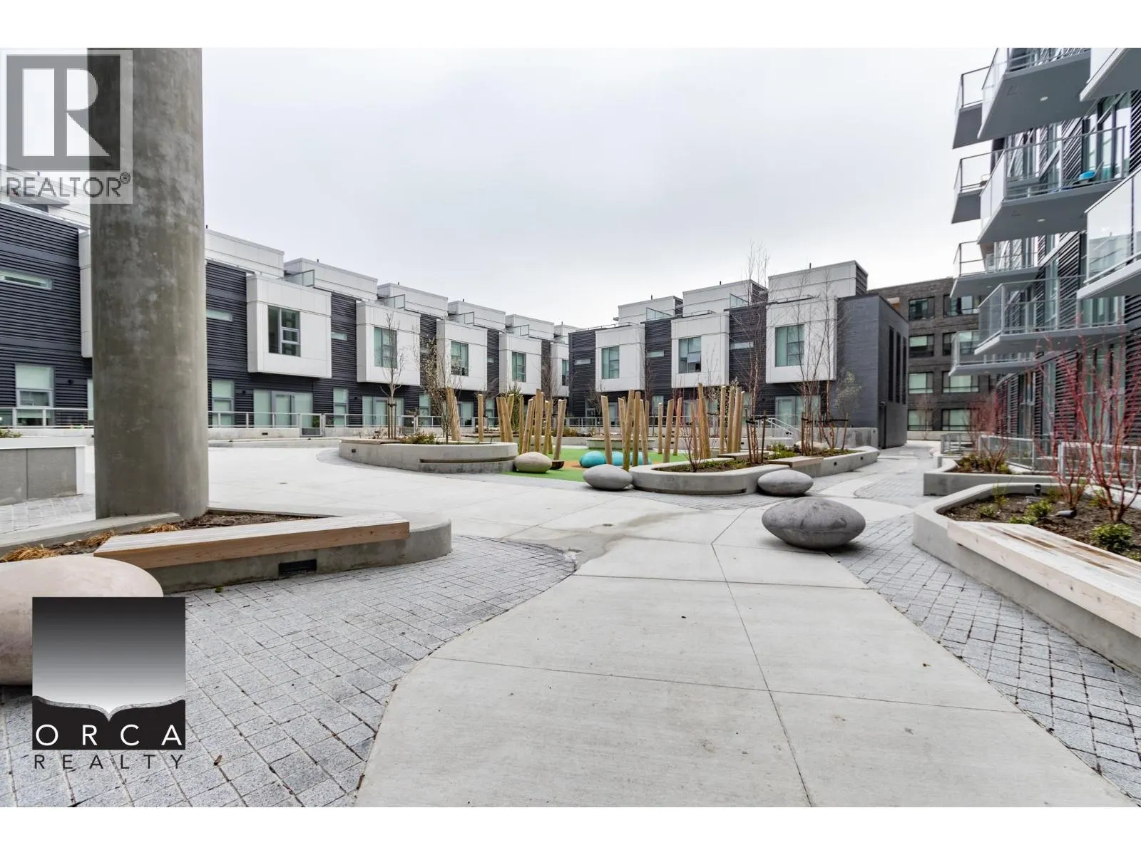 1503 3430 KENT AVE SOUTH E.