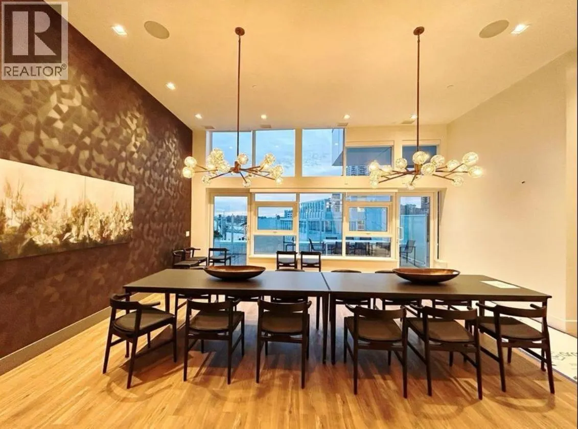 2108 680 QUAYSIDE DRIVE
