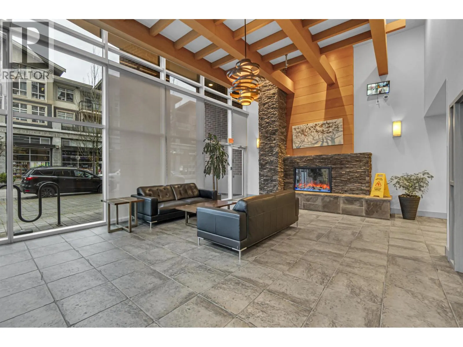1602 400 CAPILANO ROAD