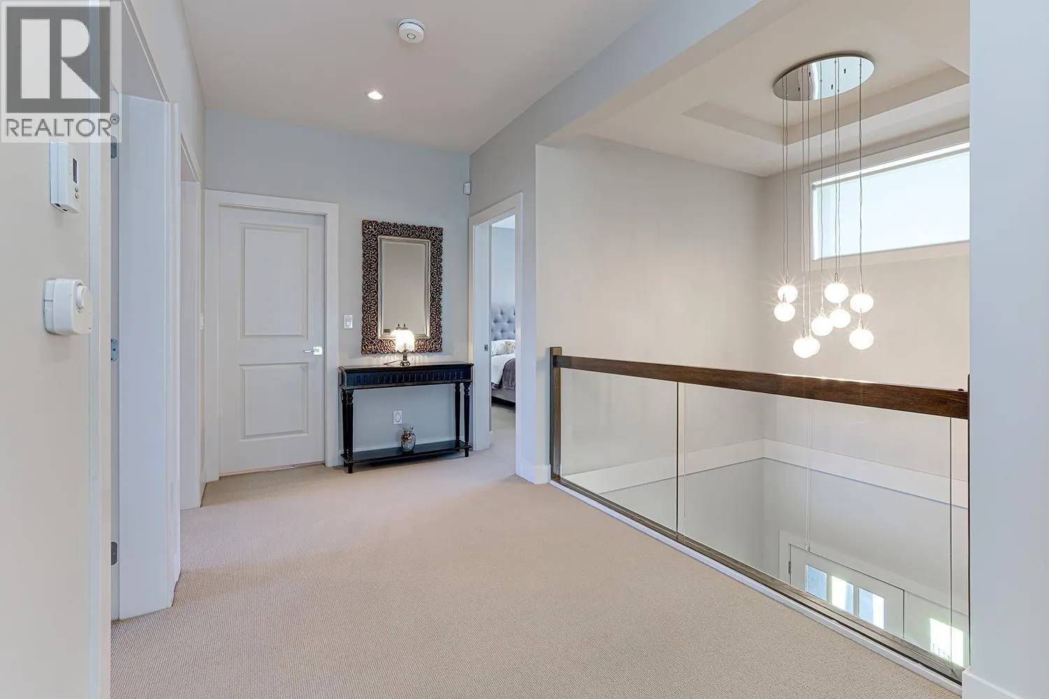 829 LAIRD COURT