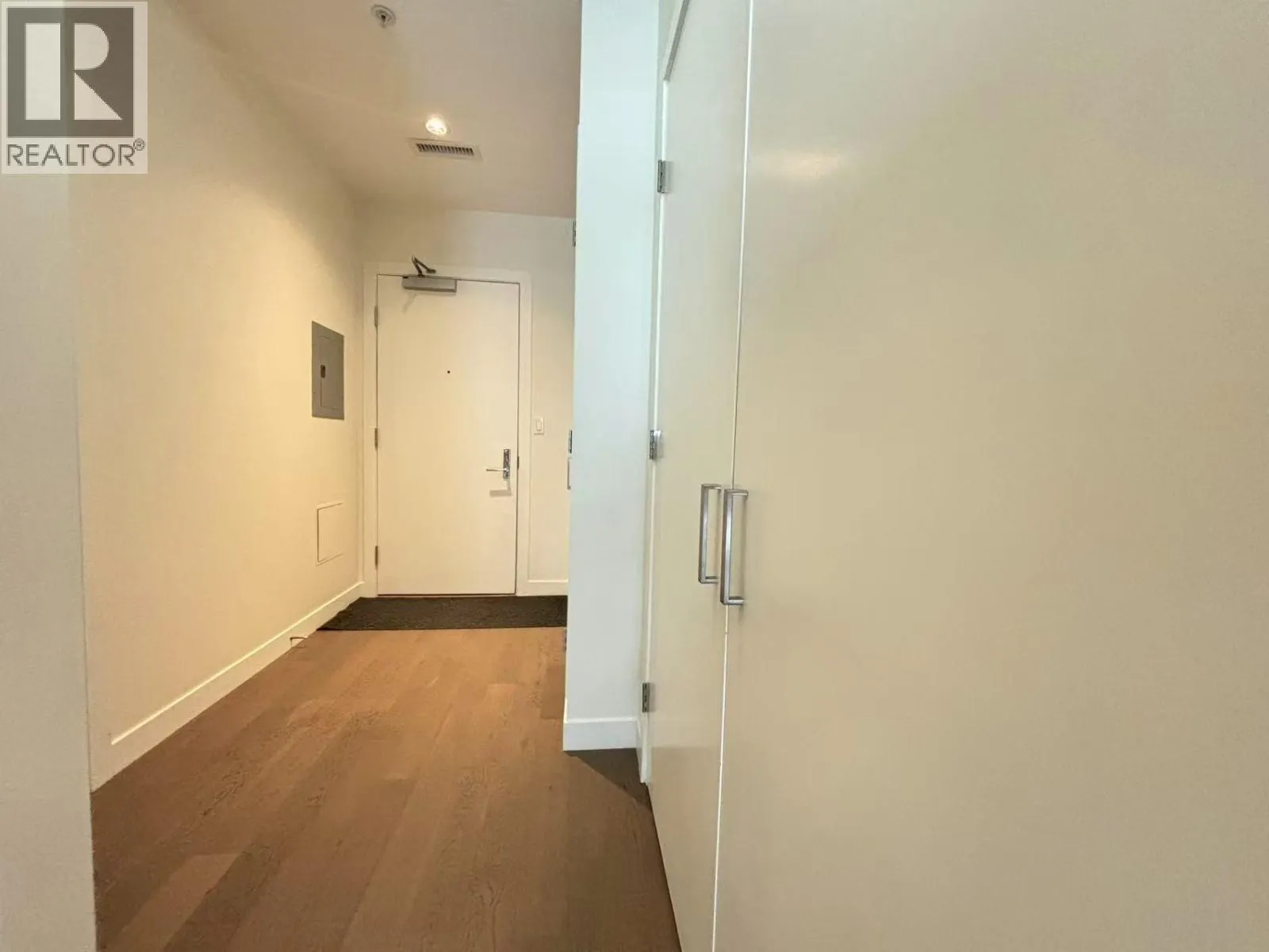 10x 9080 UNIVERSITY CRESCENT