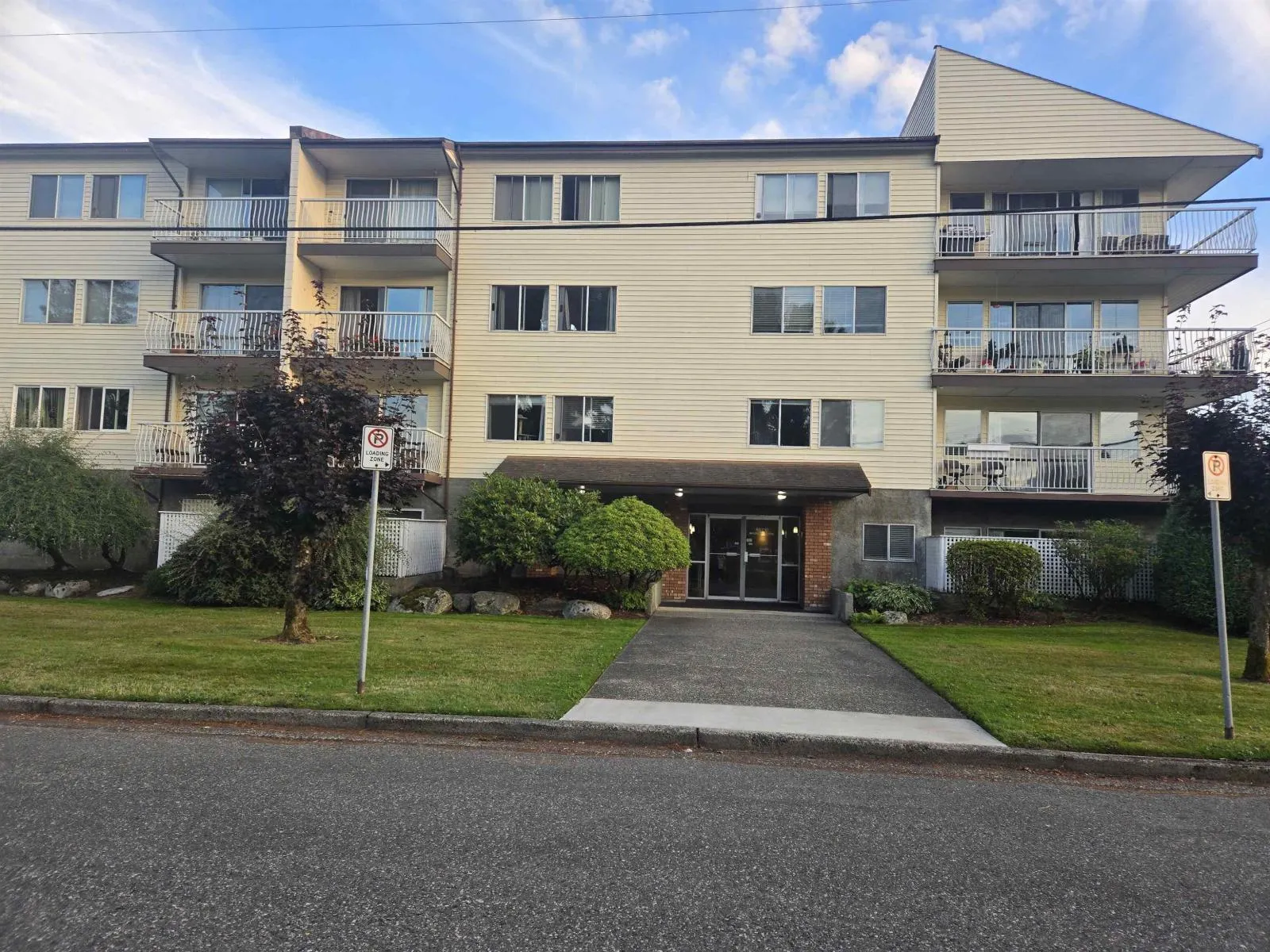 4 46210 MARGARET AVENUE|Chilliwack Proper East