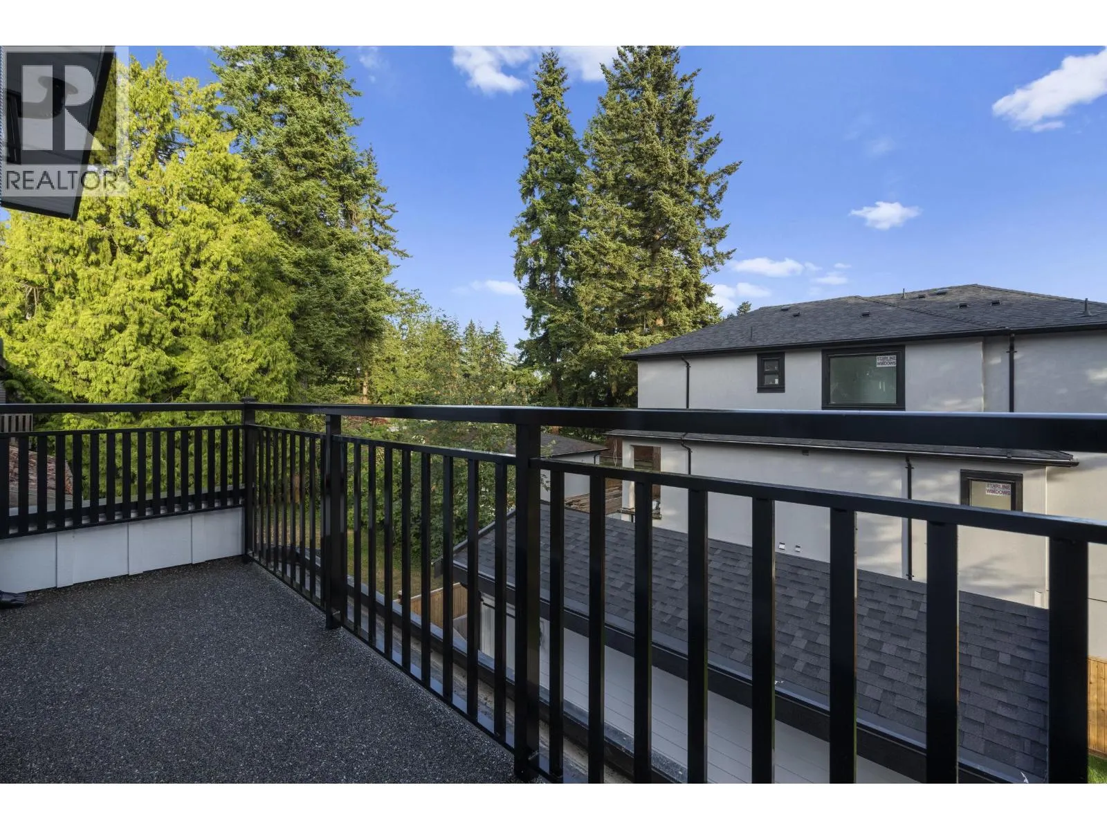 3218 W 39TH