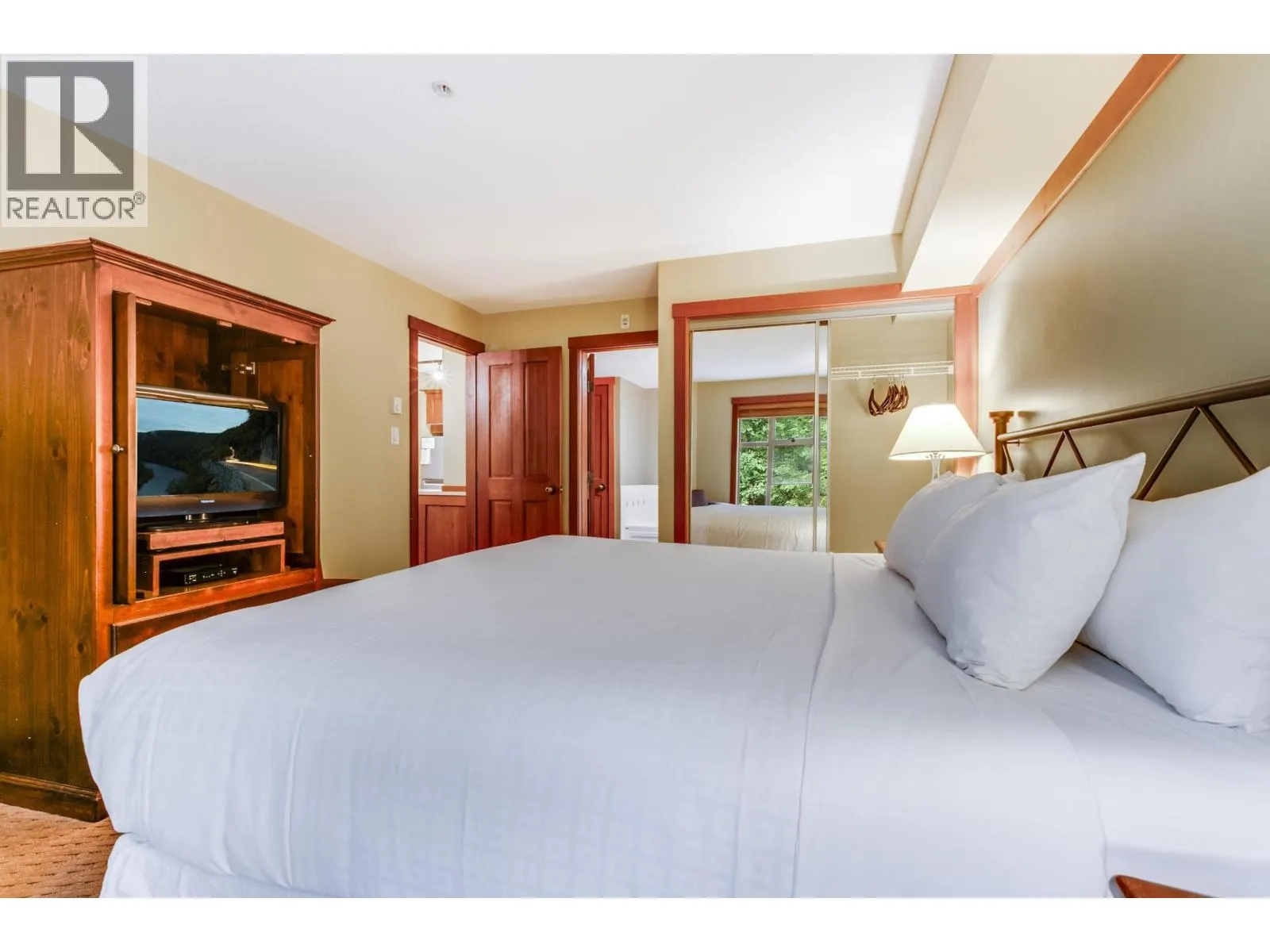 206 G2 4653 BLACKCOMB WAY