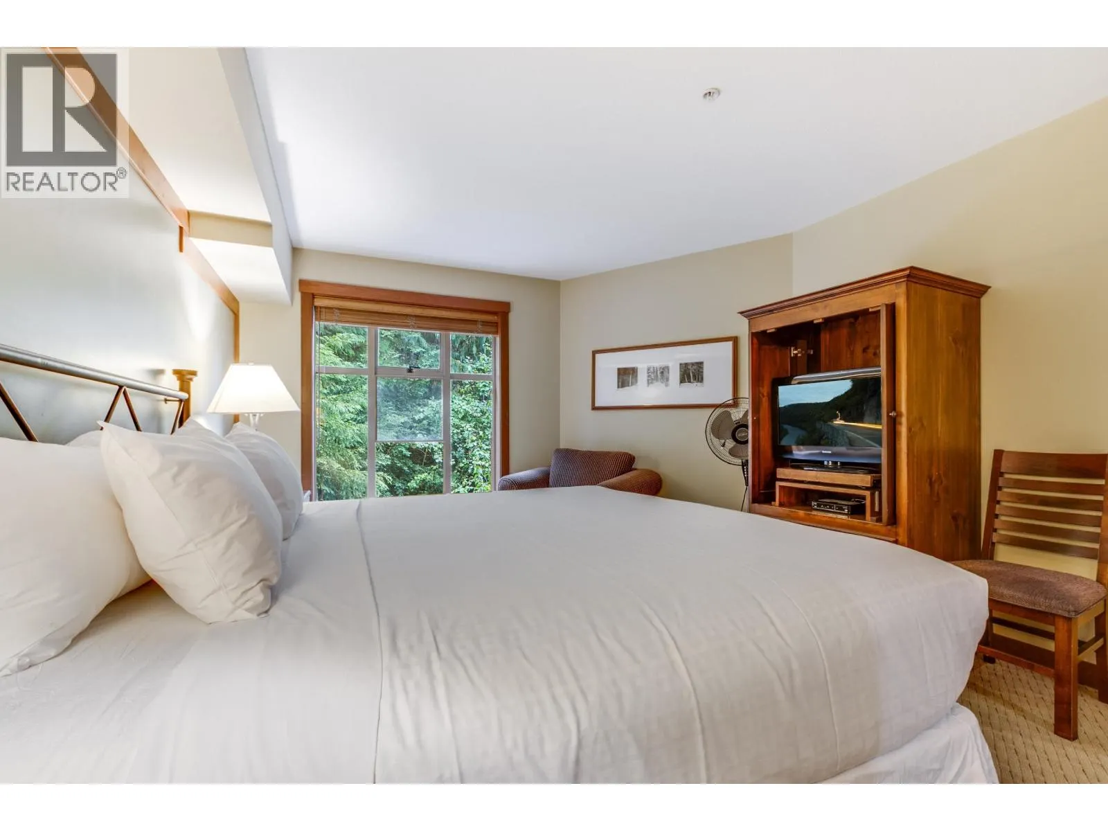 206 G2 4653 BLACKCOMB WAY