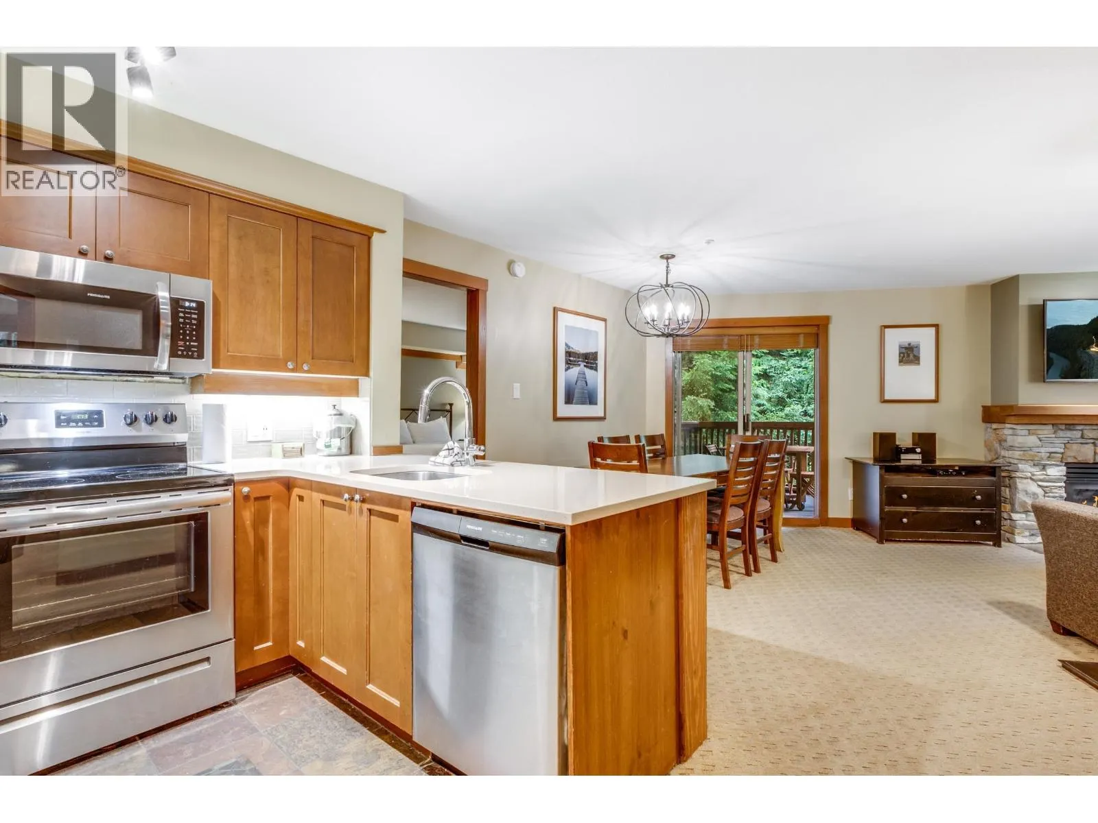206 G2 4653 BLACKCOMB WAY