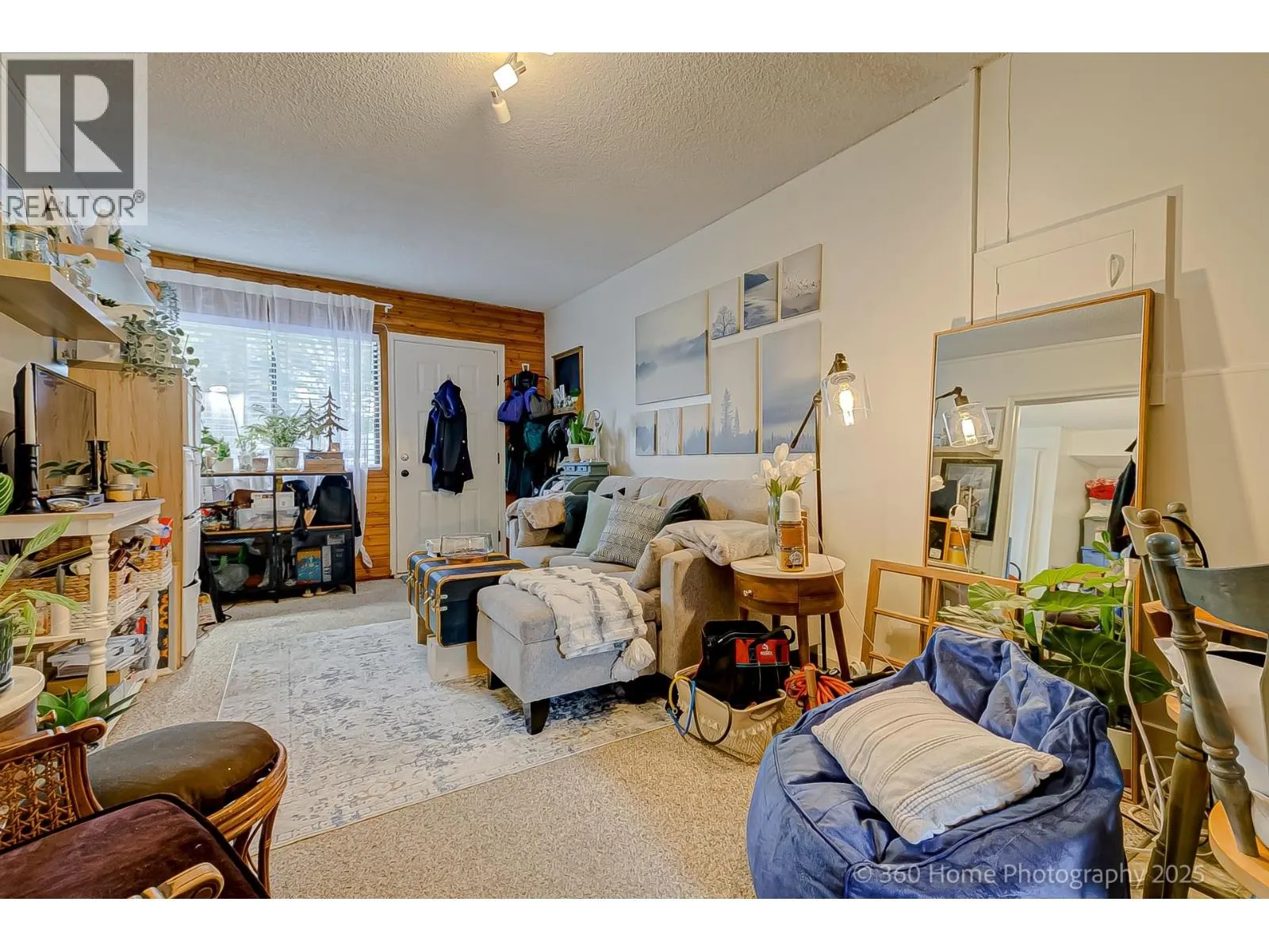 4529 SAVOY STREET