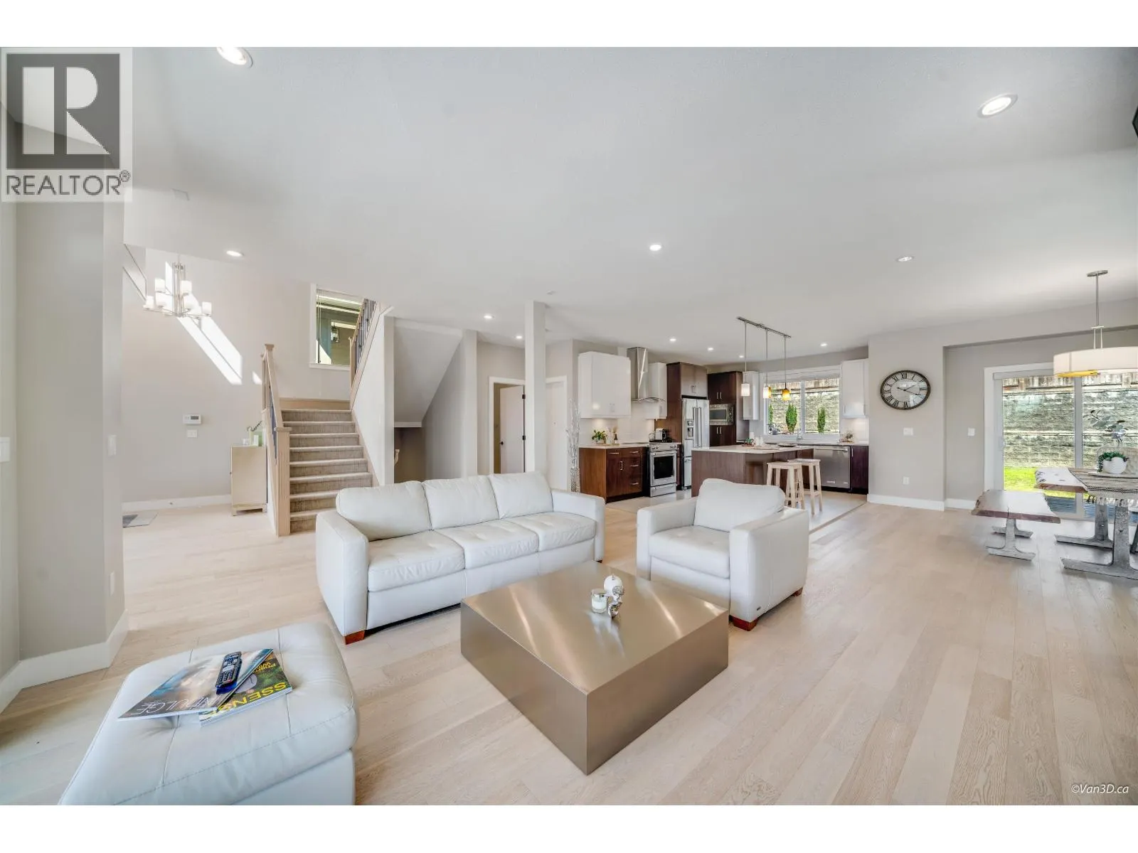 3485 CHANDLER STREET
