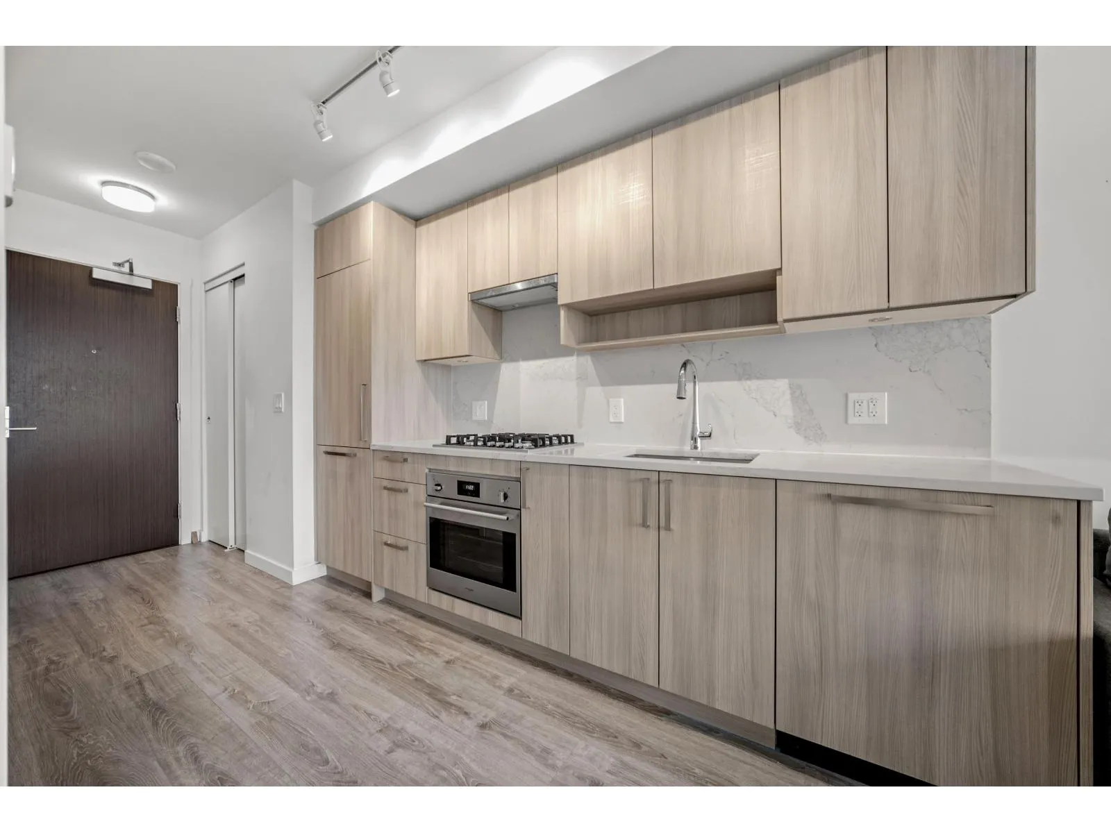 3204 13350 CENTRAL AVENUE