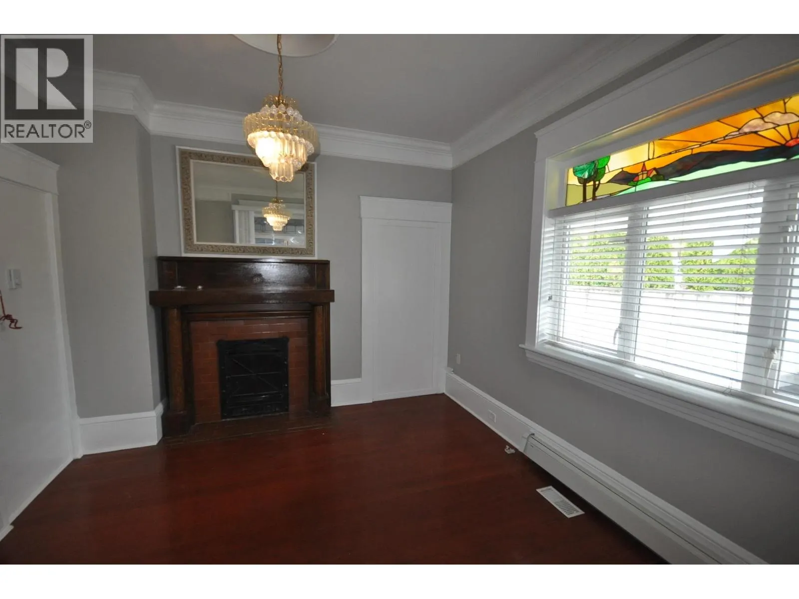 7505 KINGSWAY