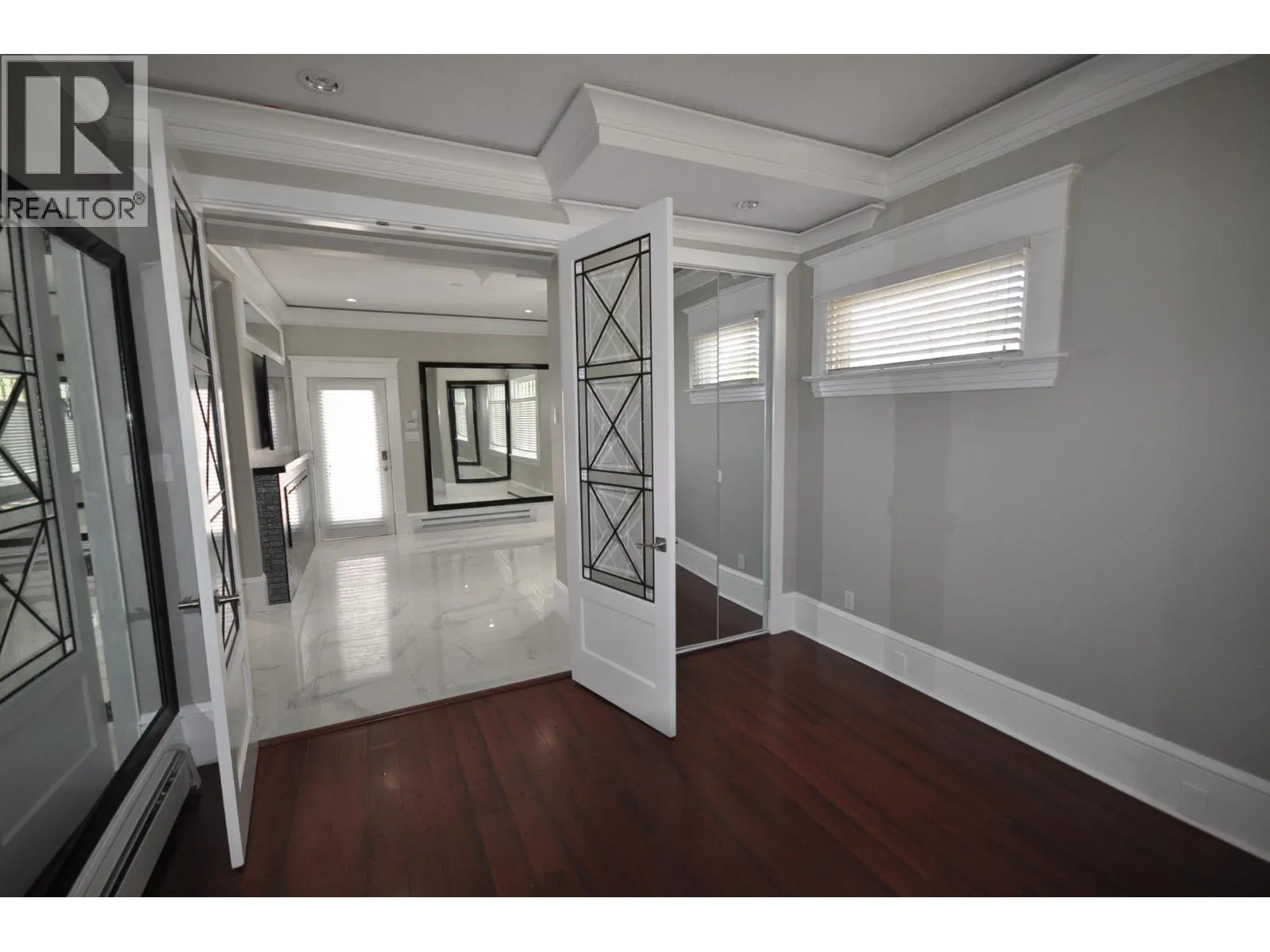 7505 KINGSWAY