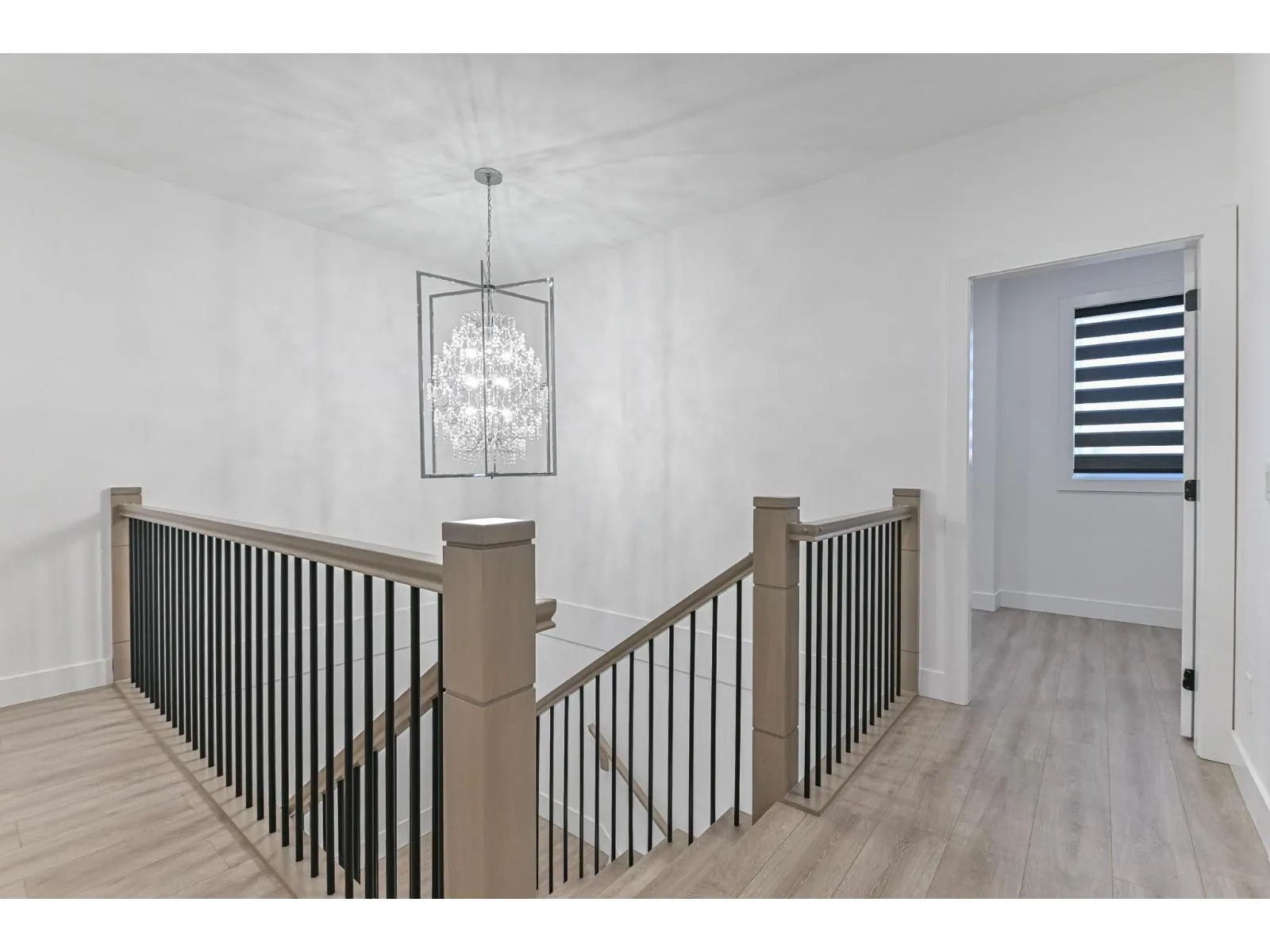 2540 TERMINAL COURT