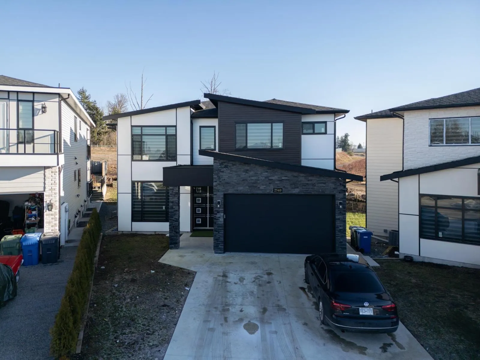 2540 TERMINAL COURT