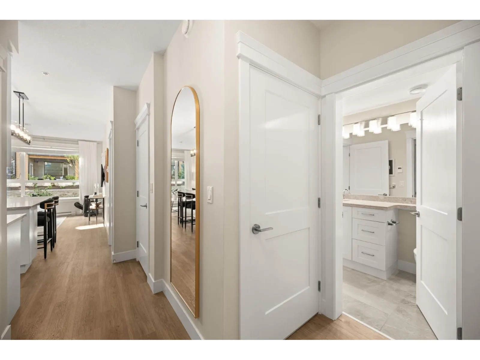 112 20932 83 AVENUE
