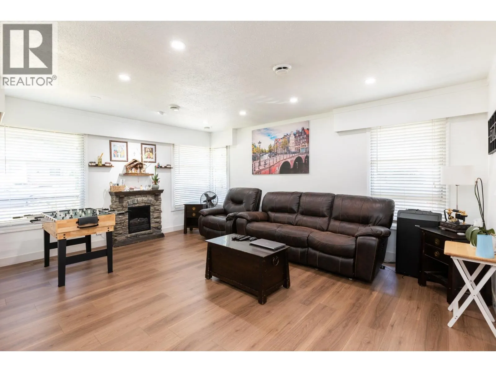 20514 WESTFIELD AVENUE