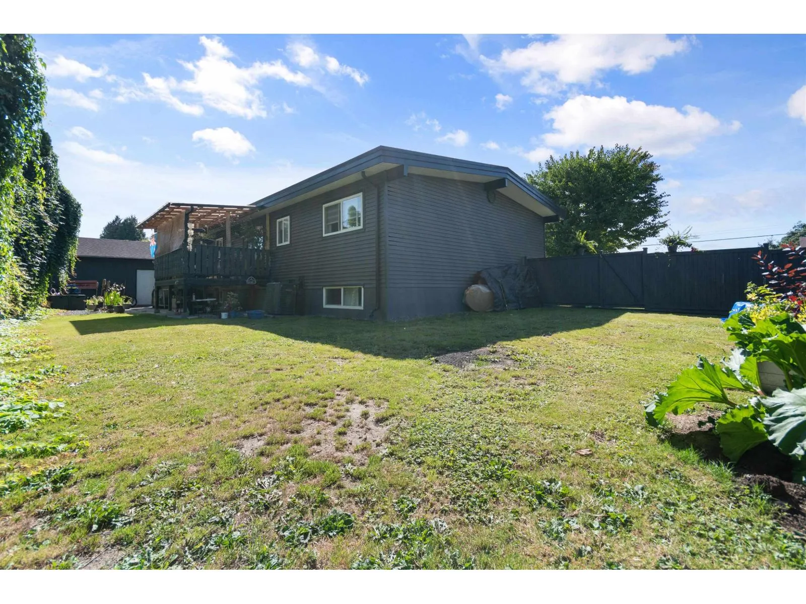8550 NORMAN CRESCENT|Chilliwack Proper South