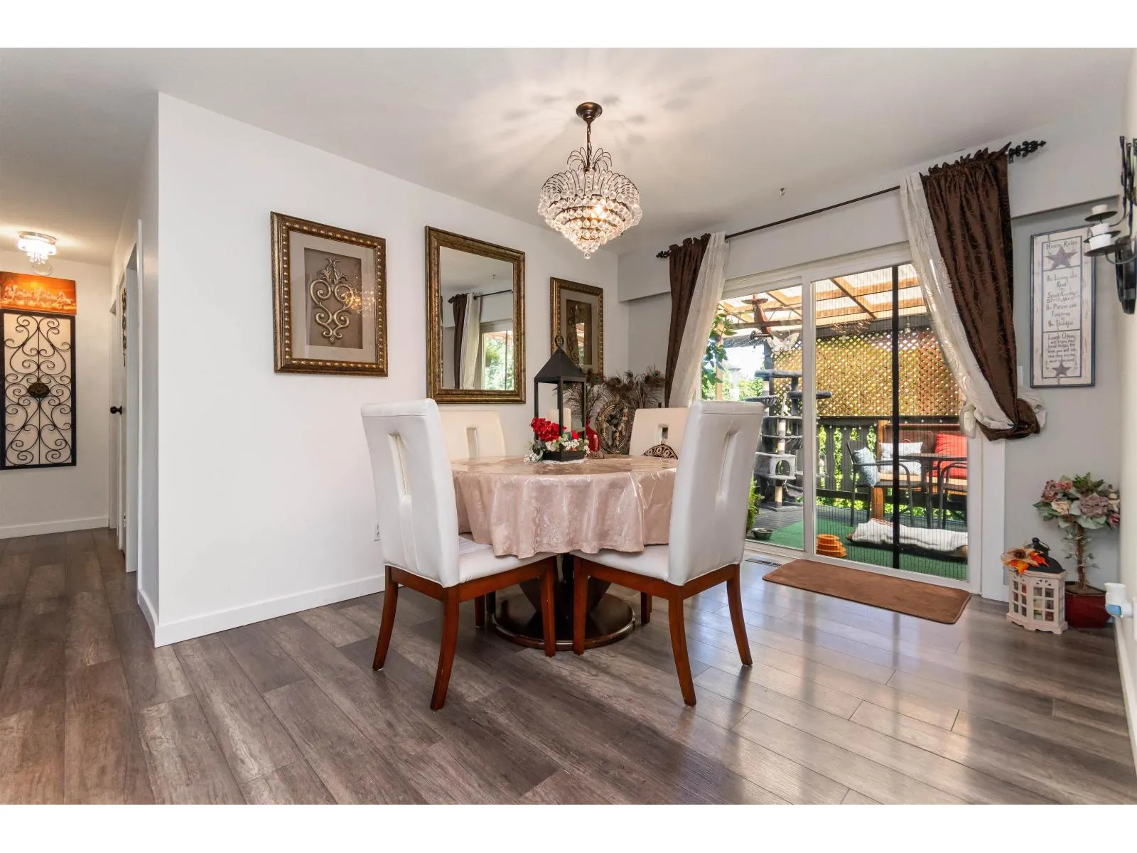 8550 NORMAN CRESCENT|Chilliwack Proper South