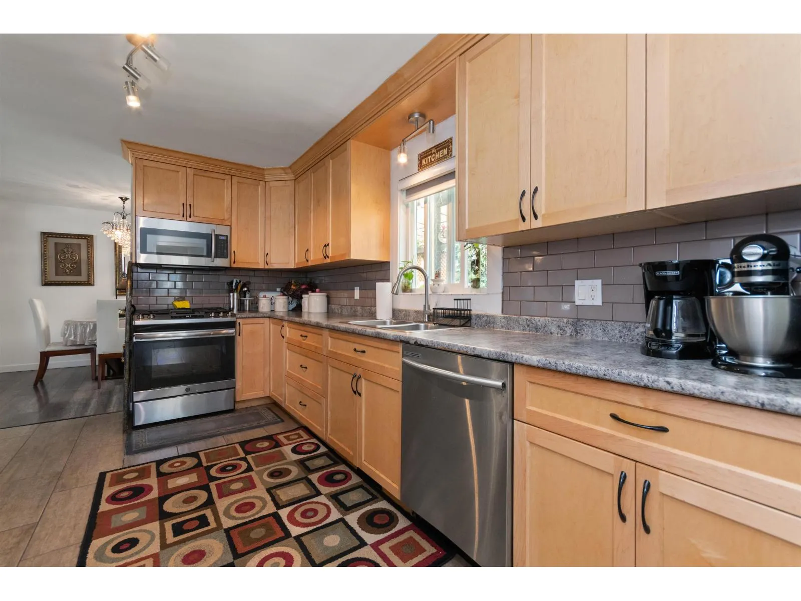 8550 NORMAN CRESCENT|Chilliwack Proper South