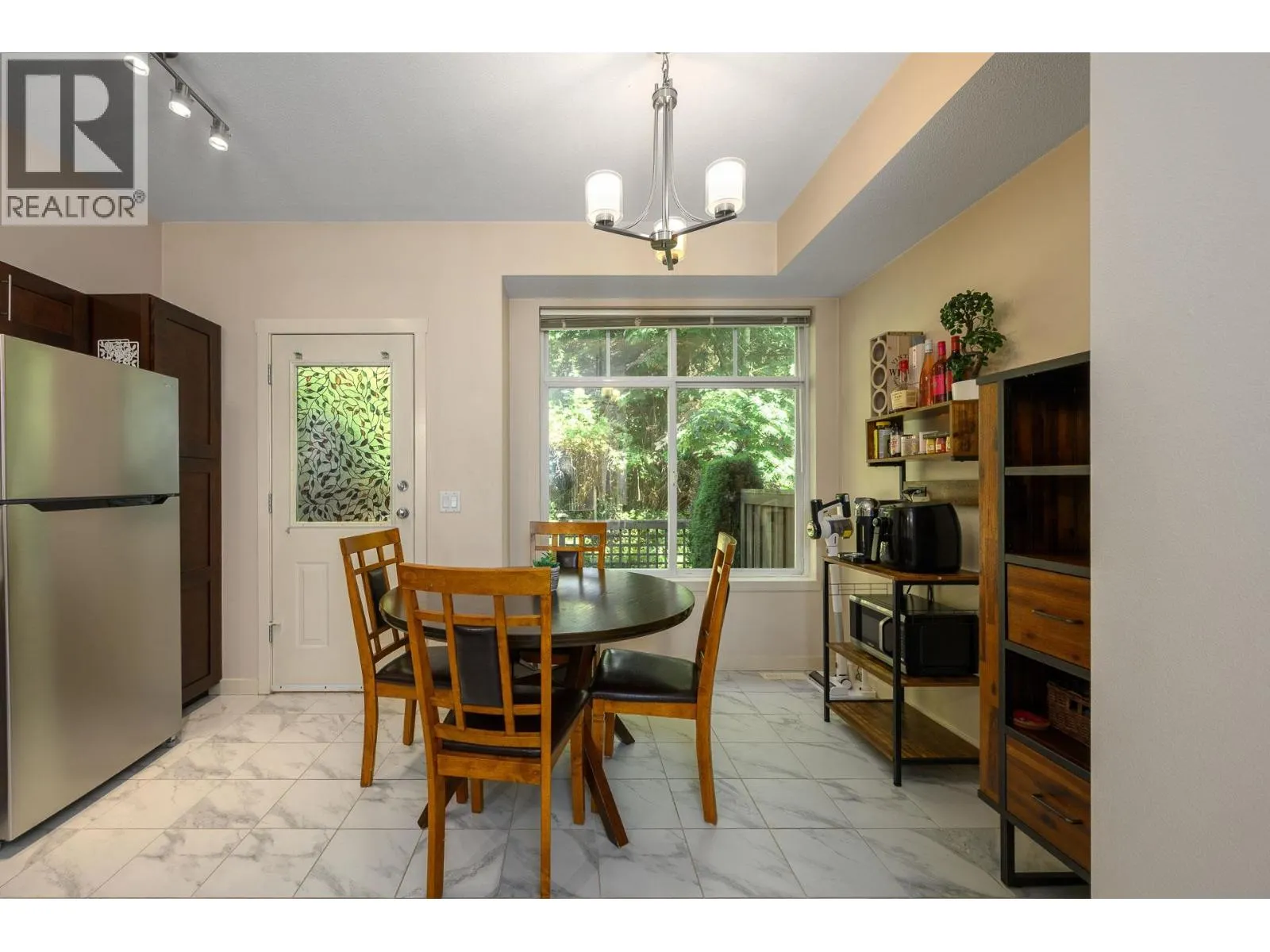 29 2000 PANORAMA DRIVE