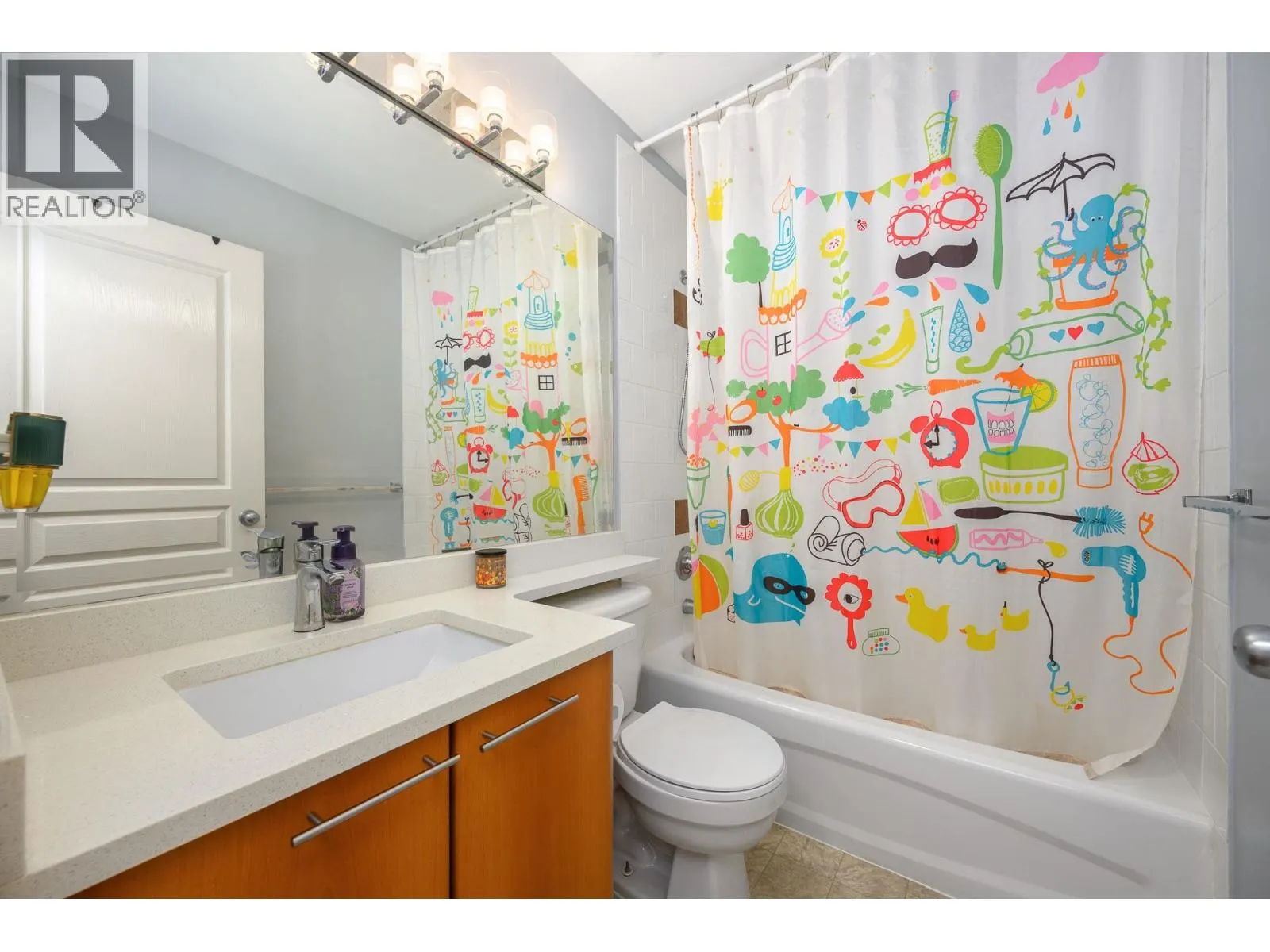 29 2000 PANORAMA DRIVE