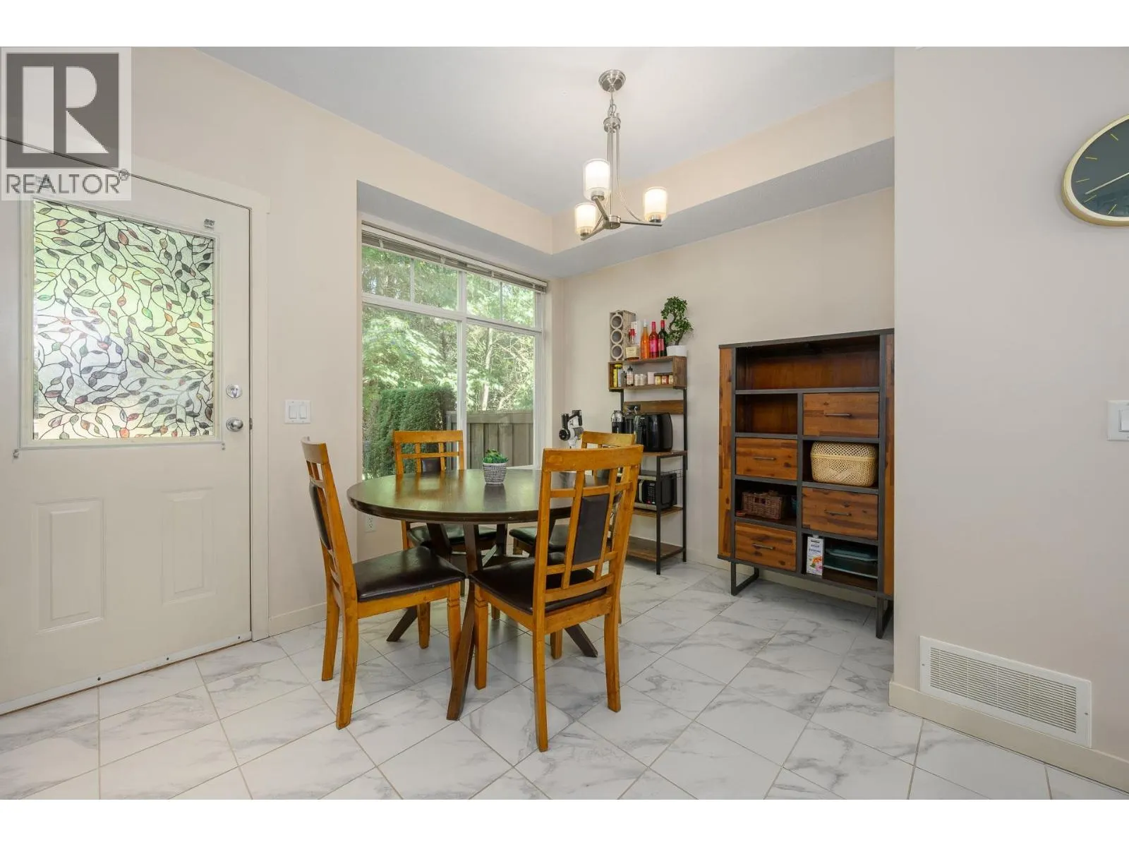 29 2000 PANORAMA DRIVE