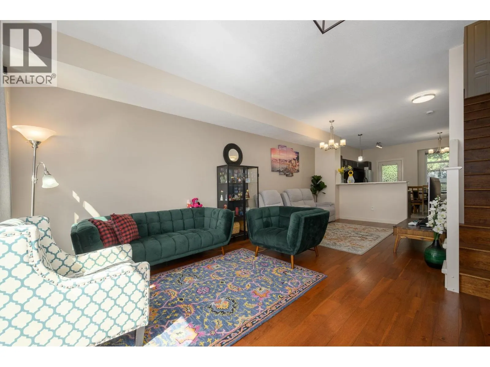 29 2000 PANORAMA DRIVE