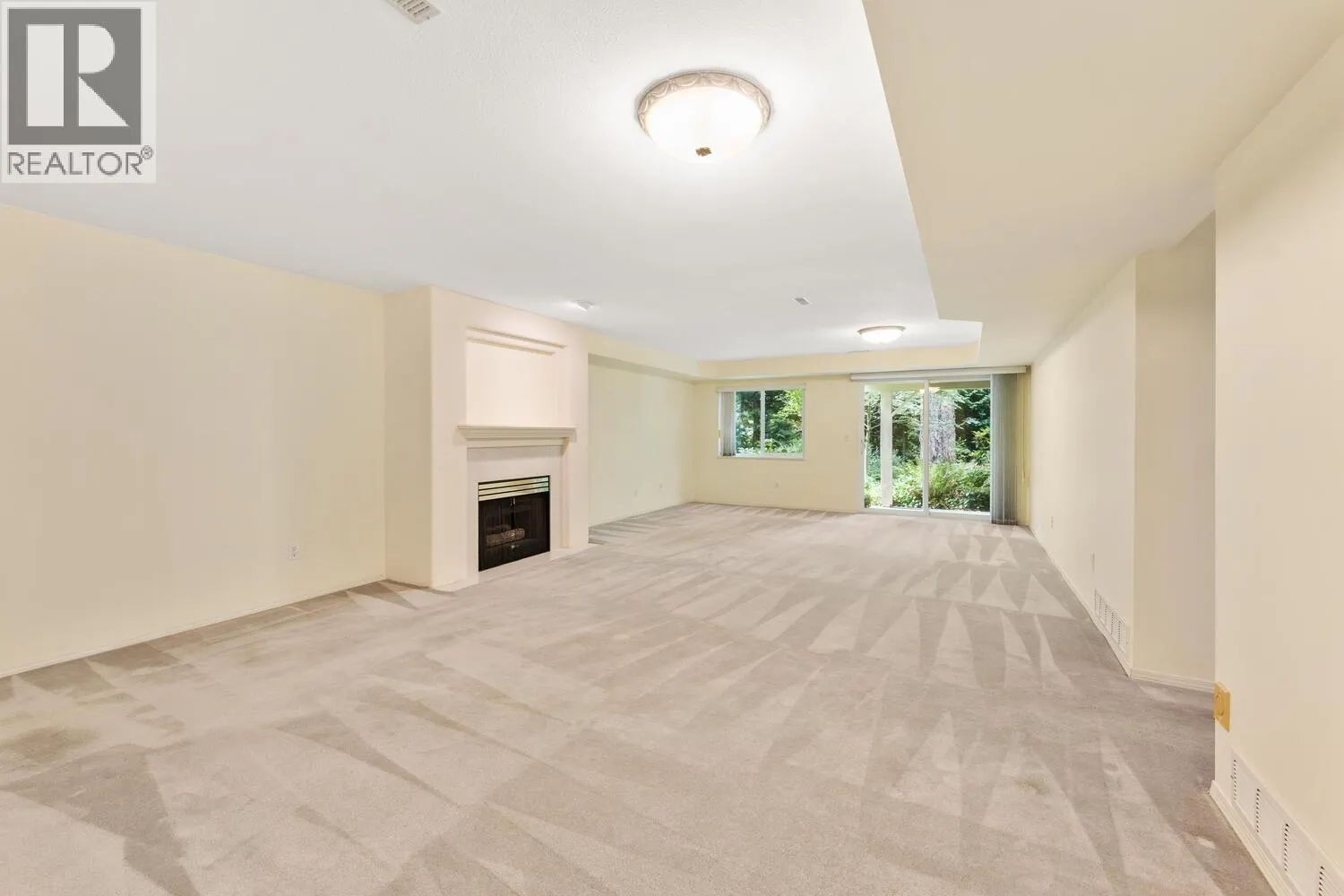 105 101 PARKSIDE DRIVE