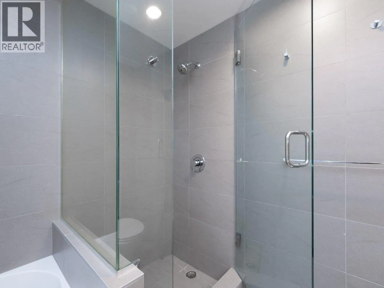 2503 108 W CORDOVA STREET