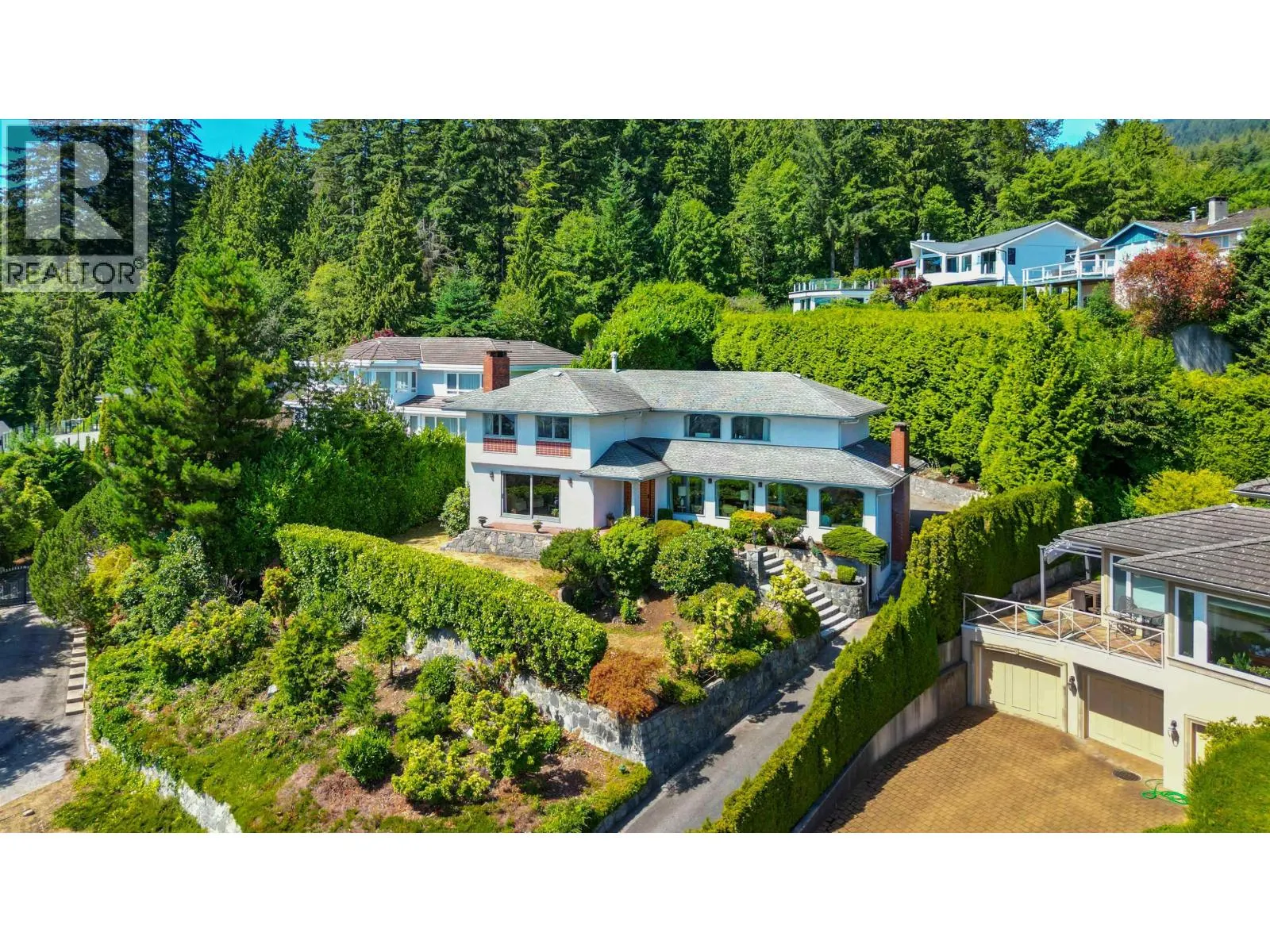 1373 CAMWELL DRIVE