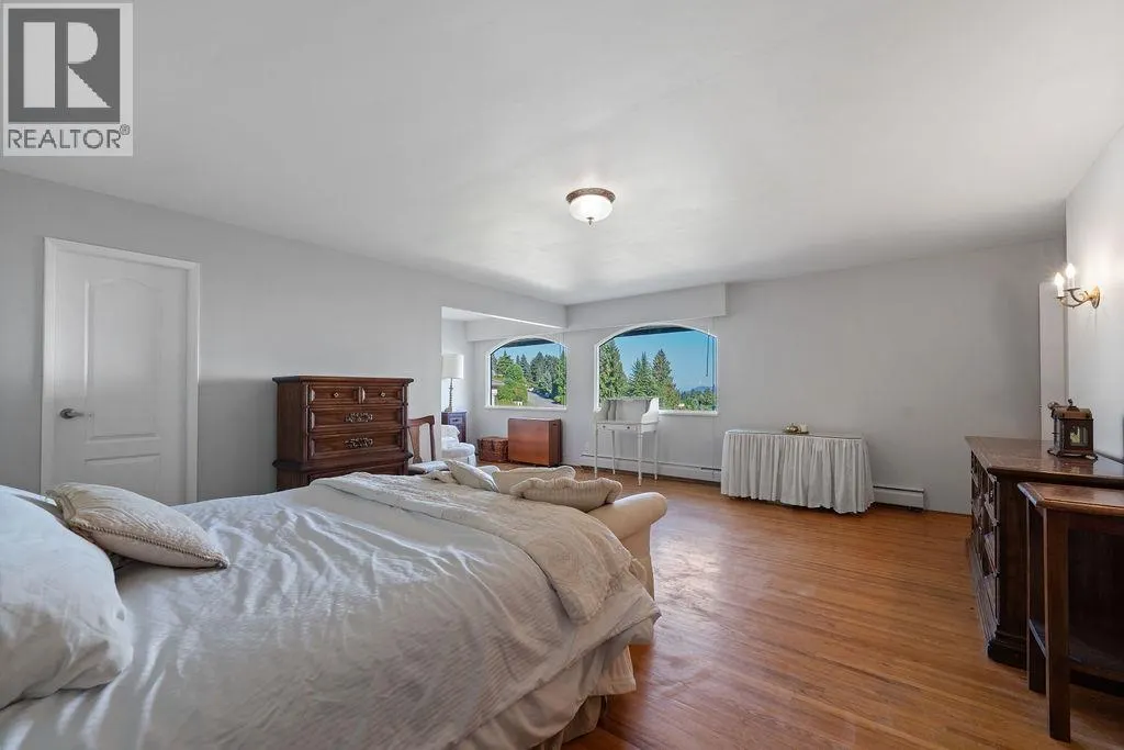 1373 CAMWELL DRIVE