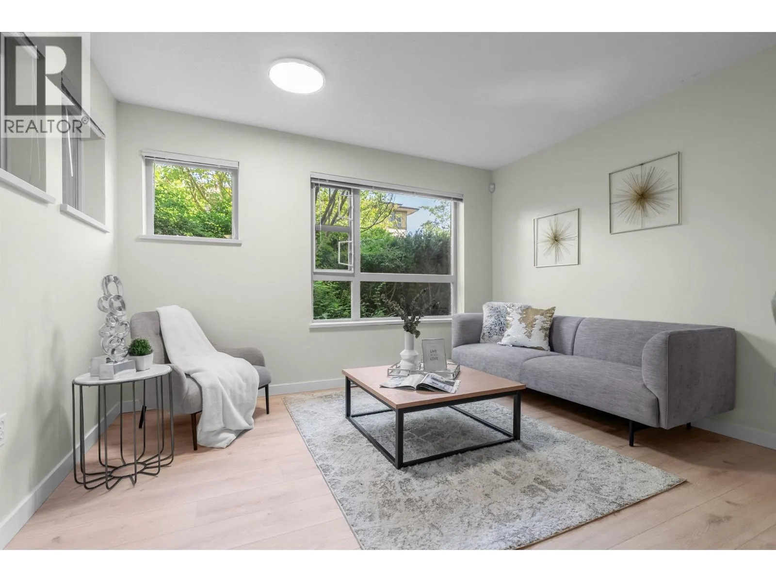5102 5111 GARDEN CITY ROAD