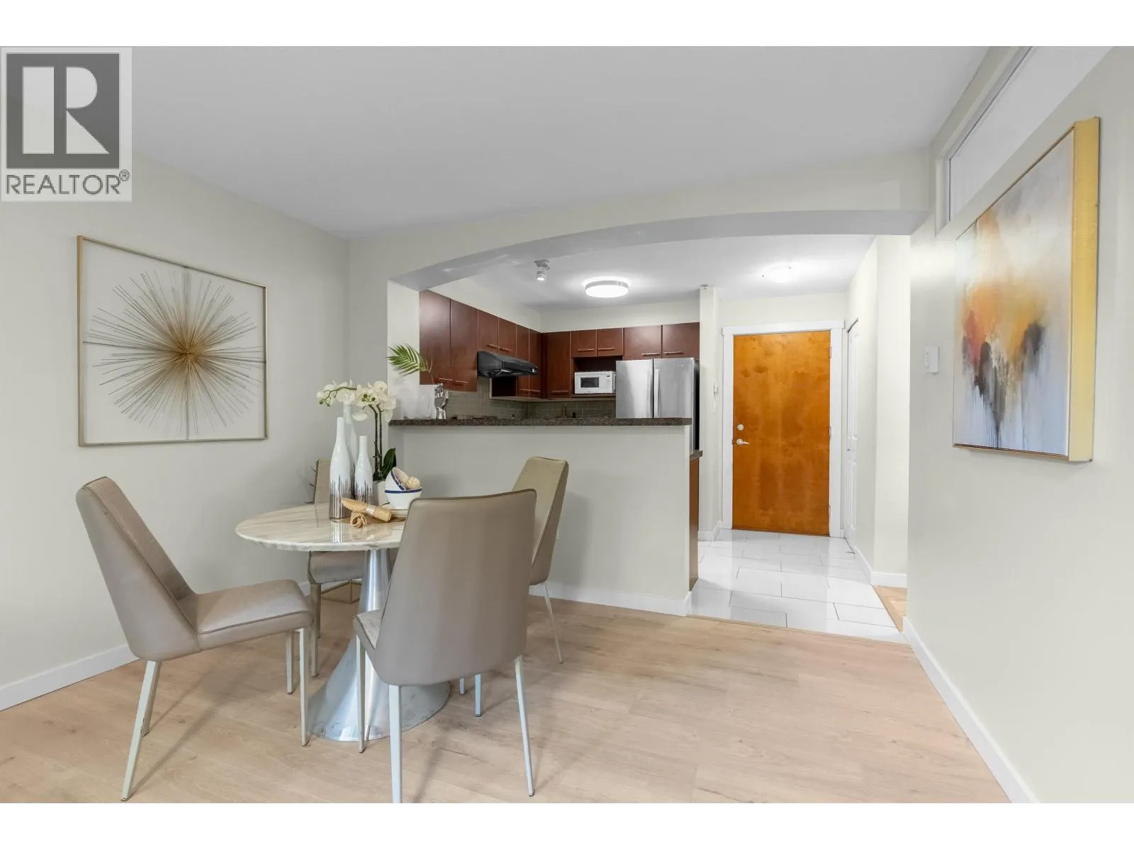 5102 5111 GARDEN CITY ROAD