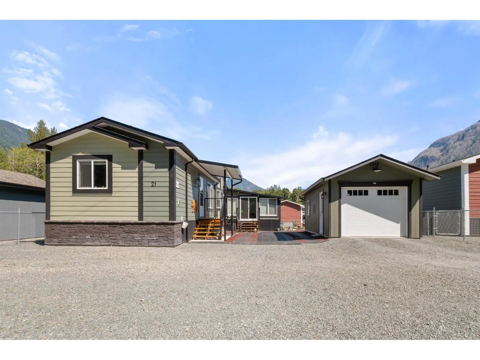 21 59060 LOUGHEED HIGHWAY|Agassiz