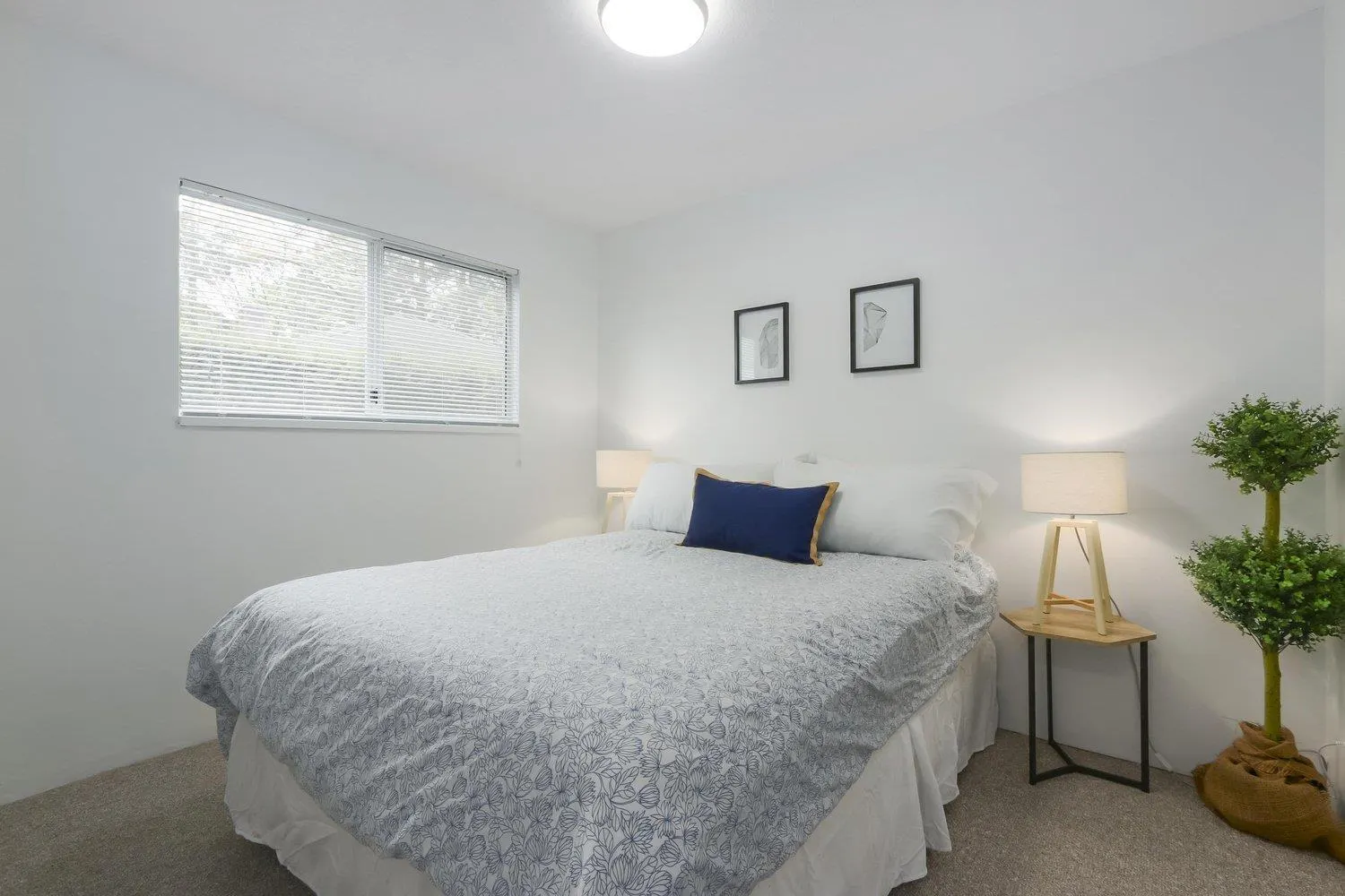 Unit B 1828 KING GEORGE BLVD