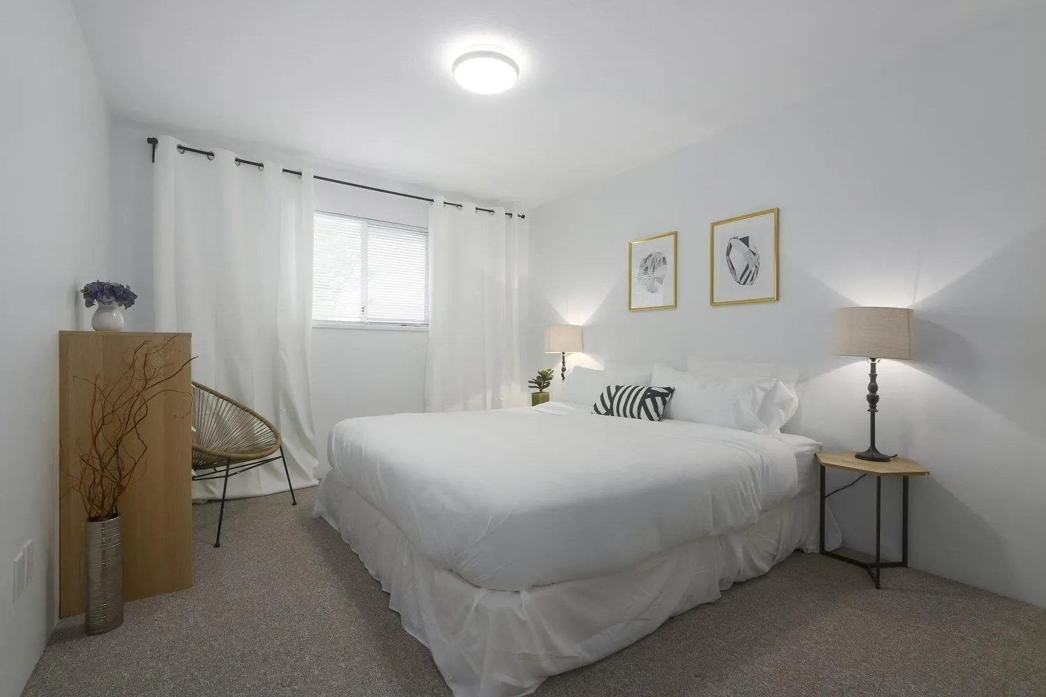 Unit B 1828 KING GEORGE BLVD