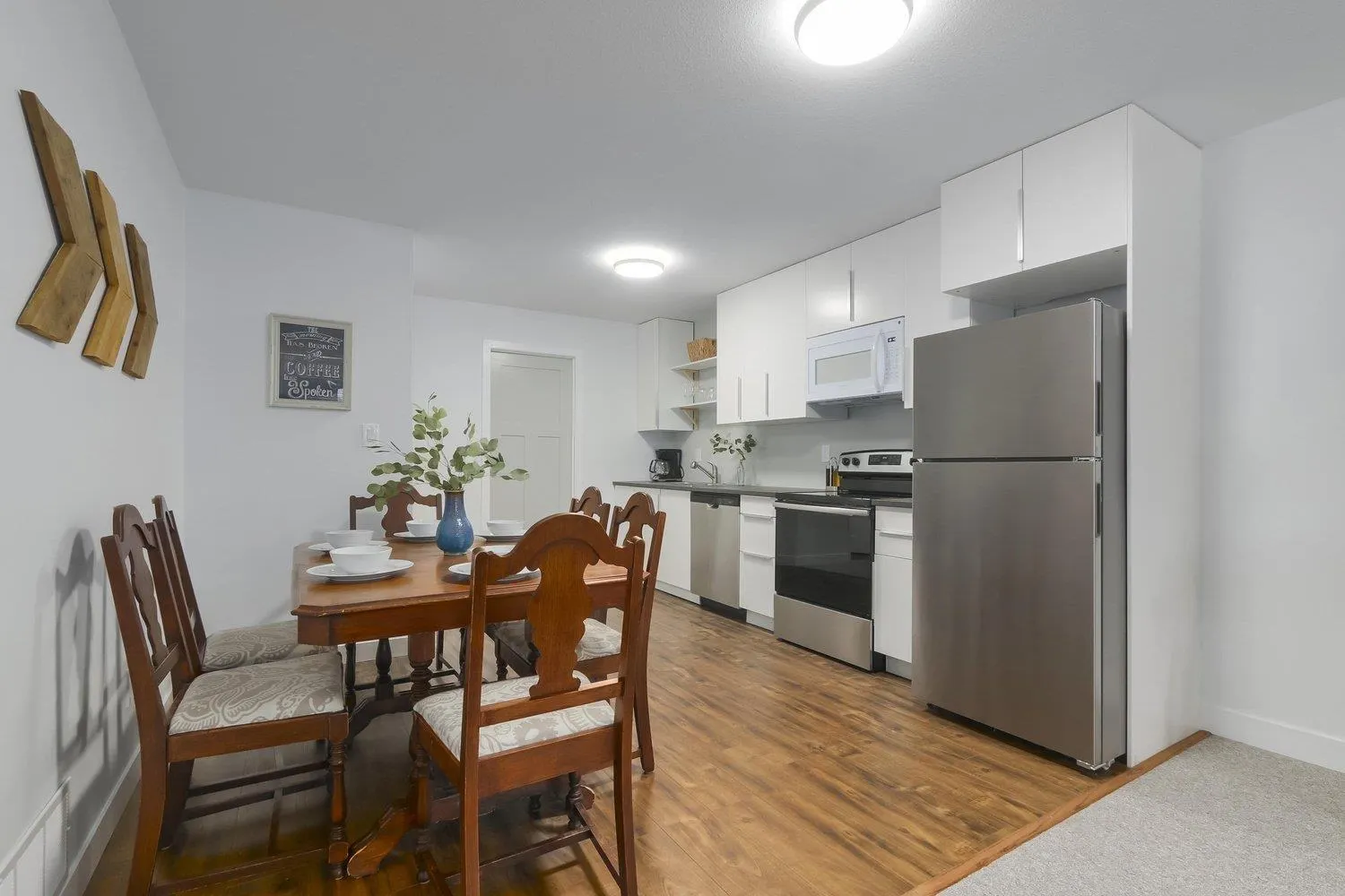 Unit B 1828 KING GEORGE BLVD