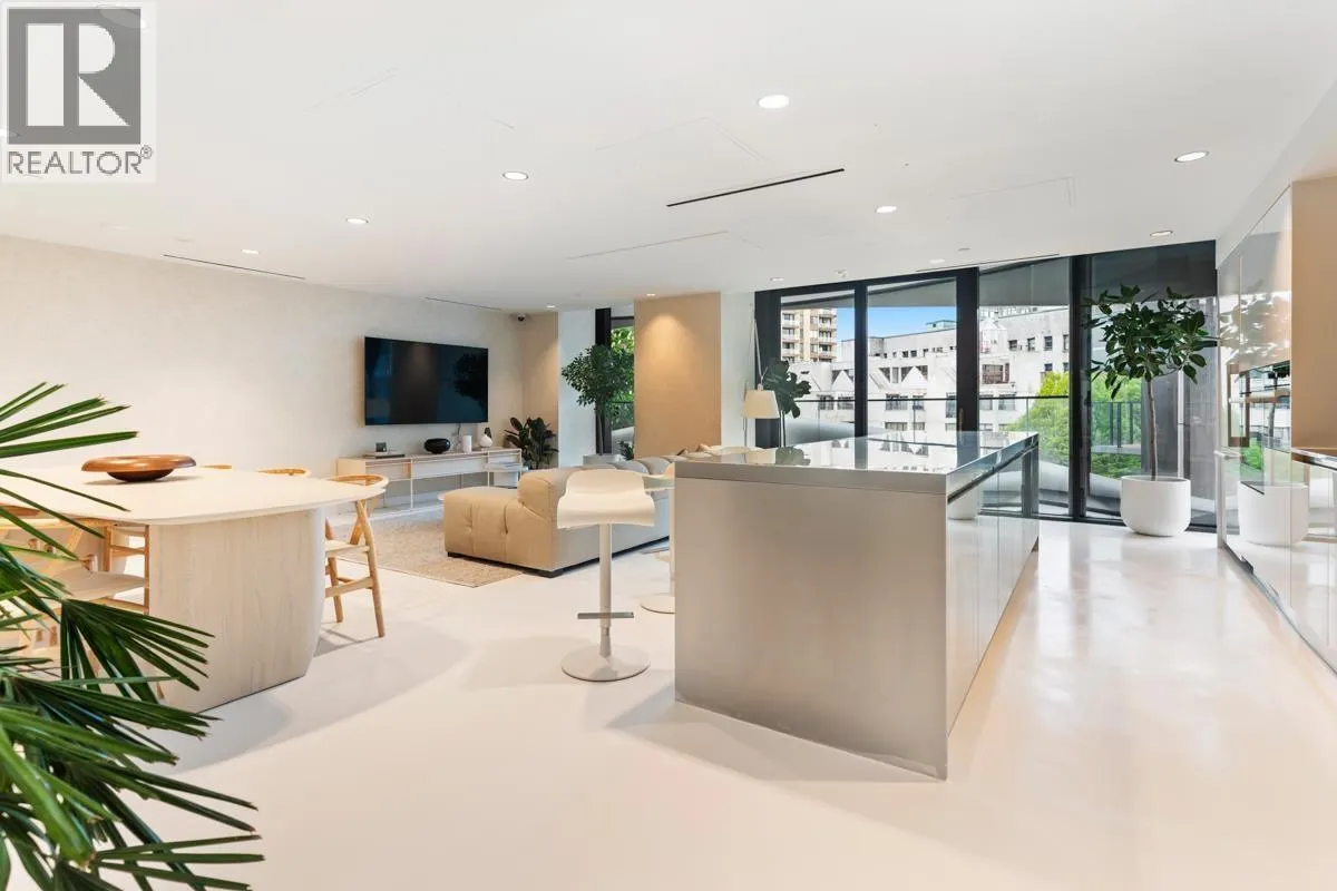 2808 1033 NELSON STREET
