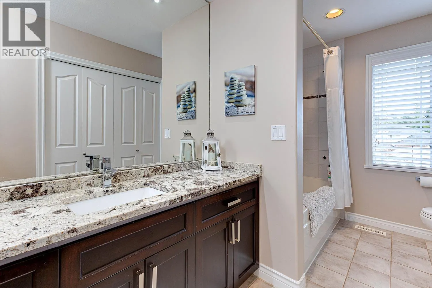 1522 WHITEBARK PLACE
