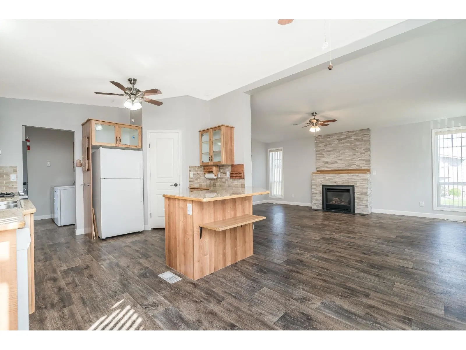 54 6338 VEDDER ROAD|Sardis South