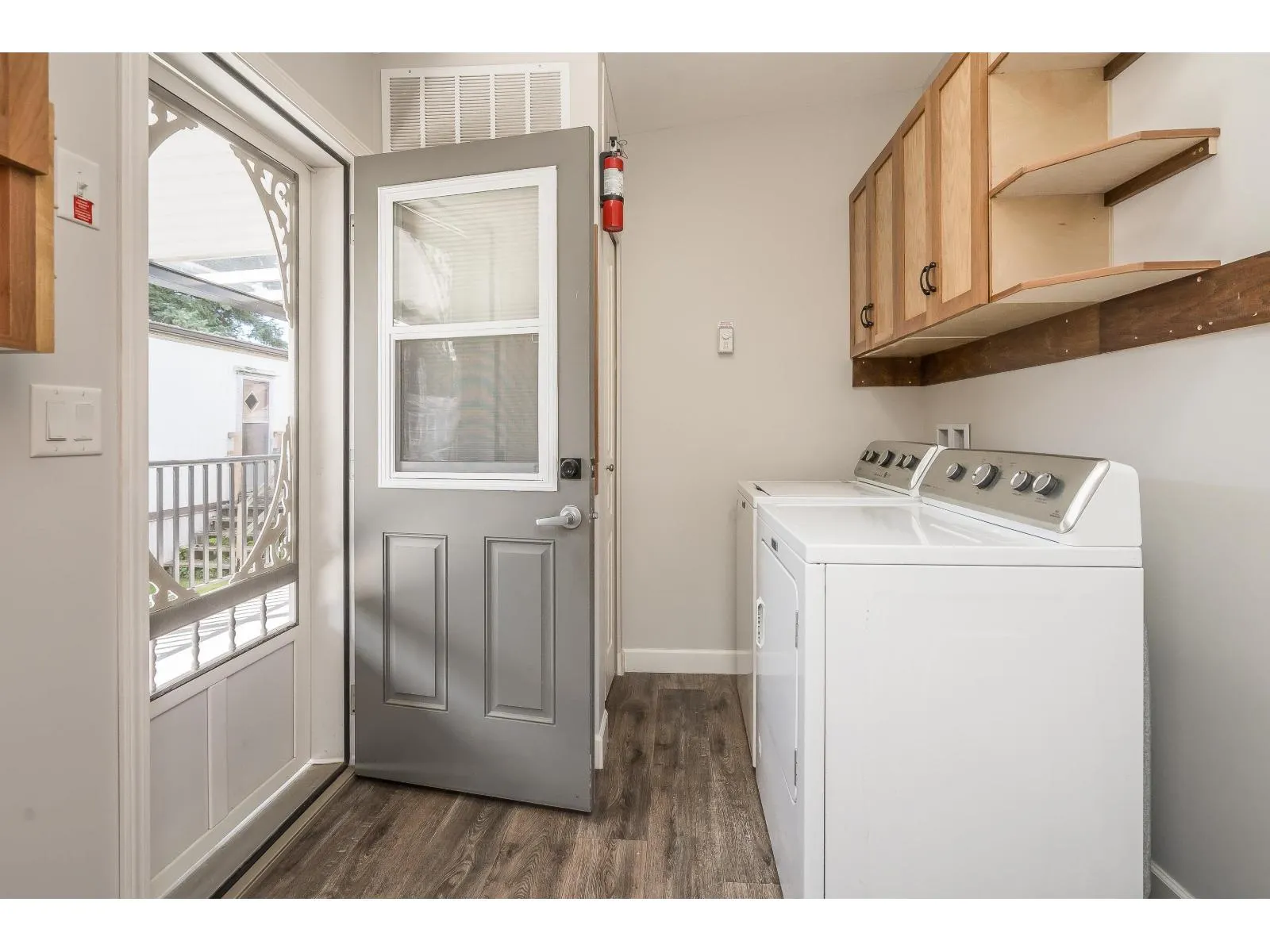54 6338 VEDDER ROAD|Sardis South