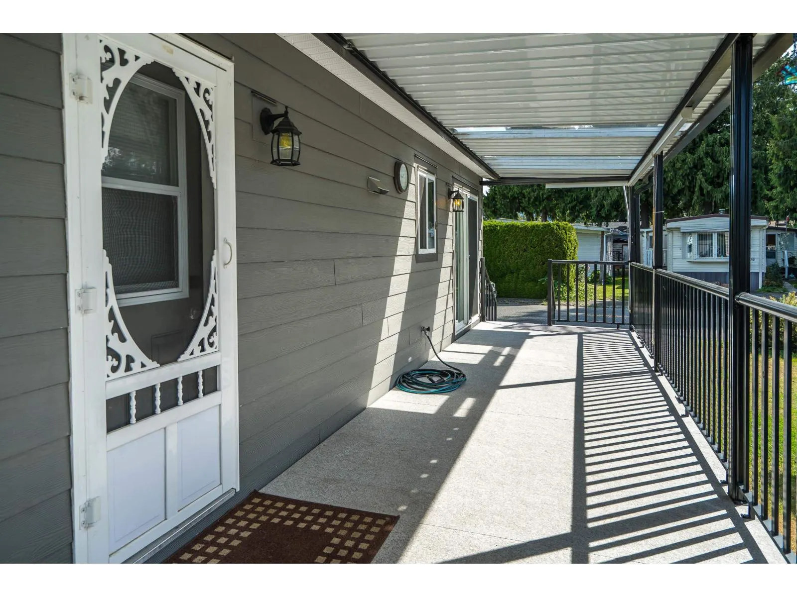 54 6338 VEDDER ROAD|Sardis South