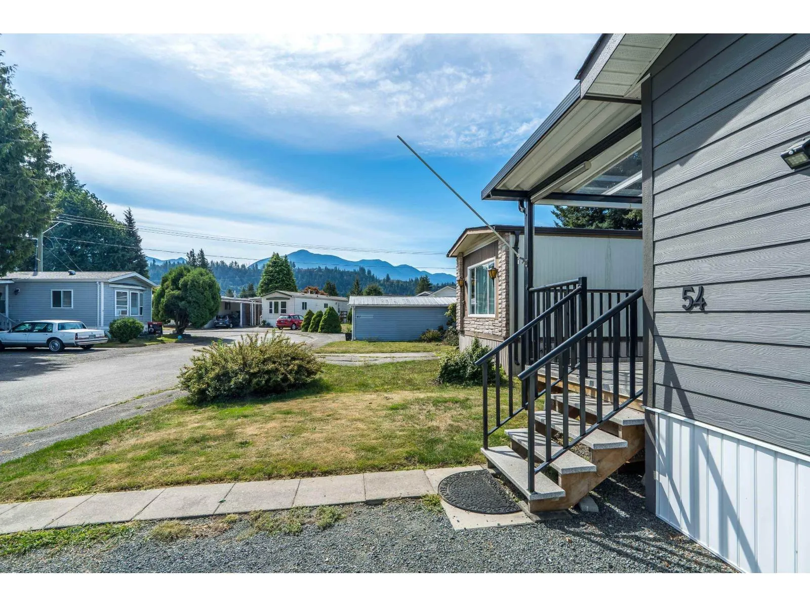 54 6338 VEDDER ROAD|Sardis South