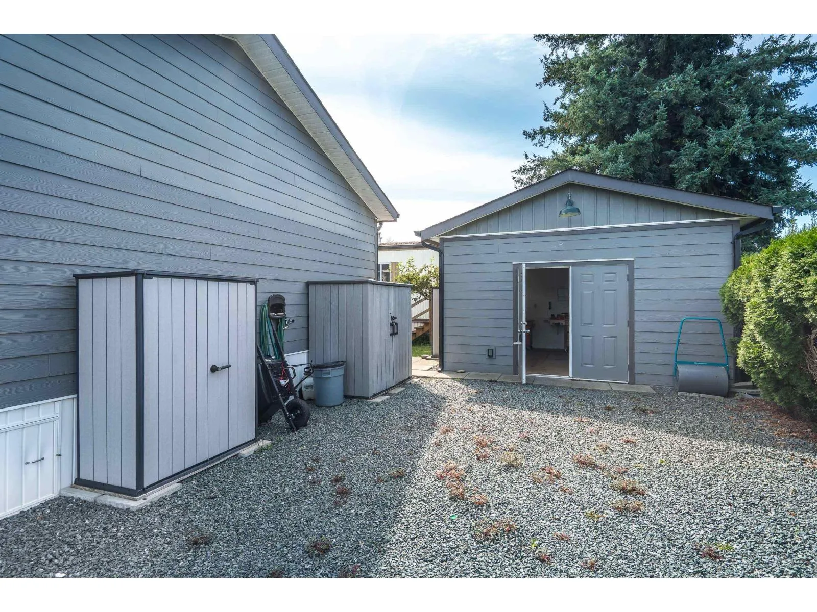 54 6338 VEDDER ROAD|Sardis South